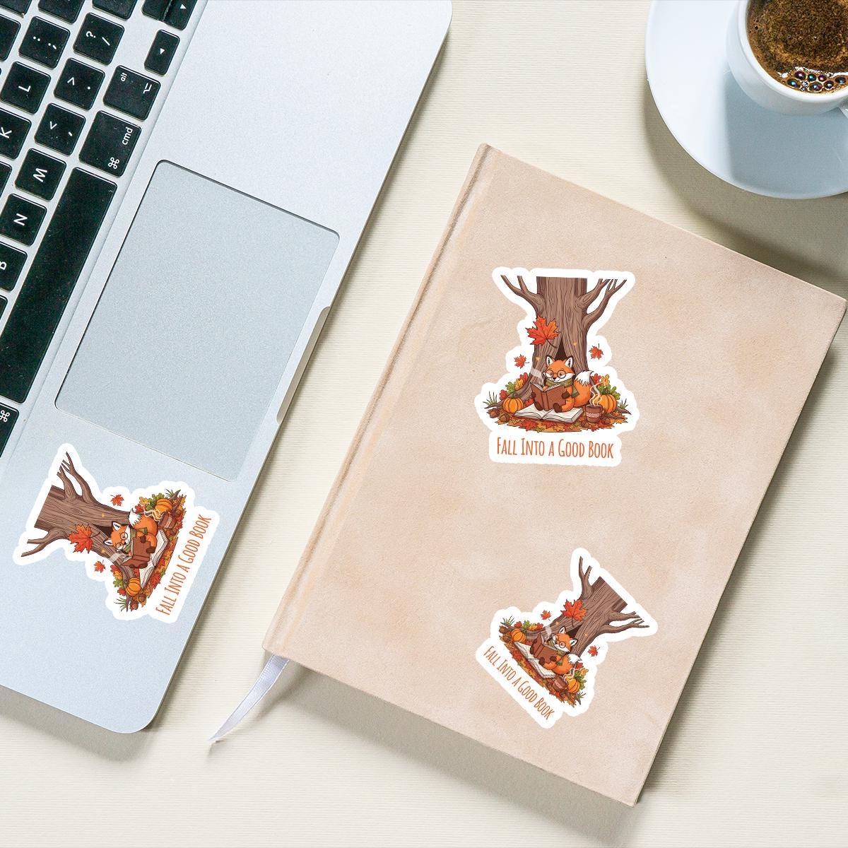 Fall Fox Reading Sticker – Cute Autumn Book Lover Vinyl Sticker, Cozy Pumpkin Spice Bookish Sticker for Journals, Laptops, Gifts