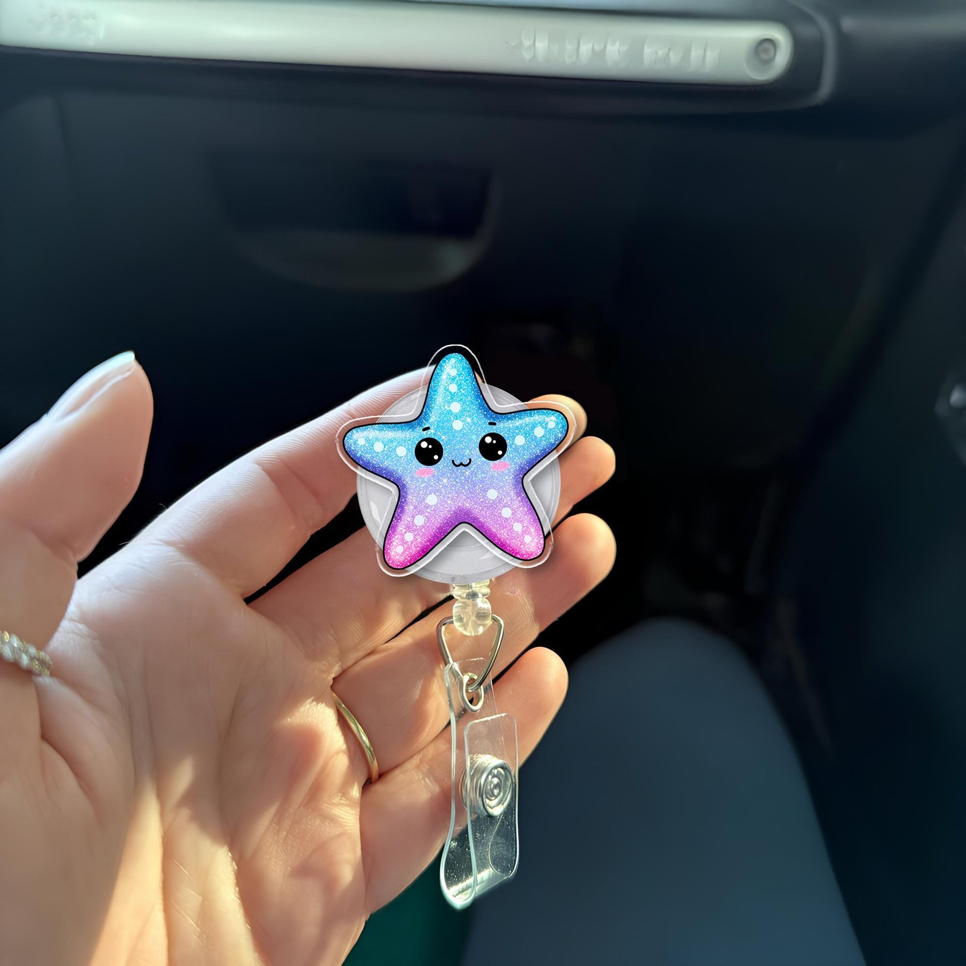 Sea Starfish Retractable Badge Reel - Cute Ocean Animal ID Holder for Nurses, Teachers, Students - Whimsical Badge Accessory