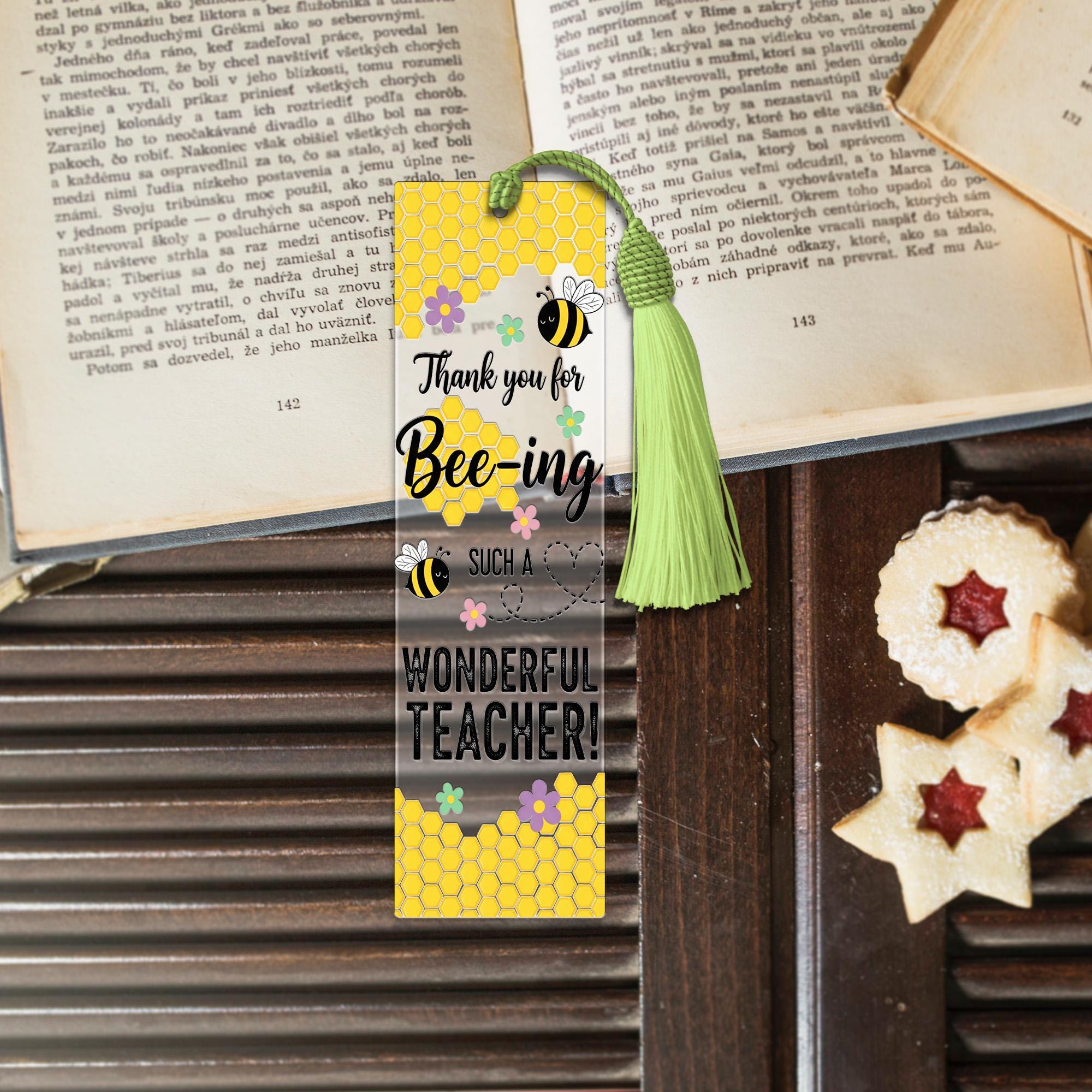 Bee Teacher Bookmark, Thank You Teacher Gift, Bee Theme Bookmark, Back to School Gift, Cute Pun Bookmark for Educators