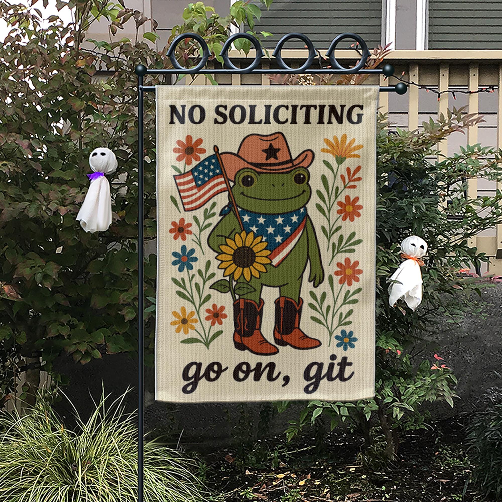 Funny No Soliciting Garden Flag, No Soliciting Yard Sign, Go Away Flag, Funny Yard Flag, Frog Garden Sign, Go On Git, 4th of July