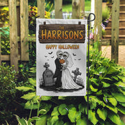 Custom Mummy Couple Halloween Garden Flag – Personalized Name Yard Decor, Spooky Wedding Gift, Funny Fall Outdoor Decoration