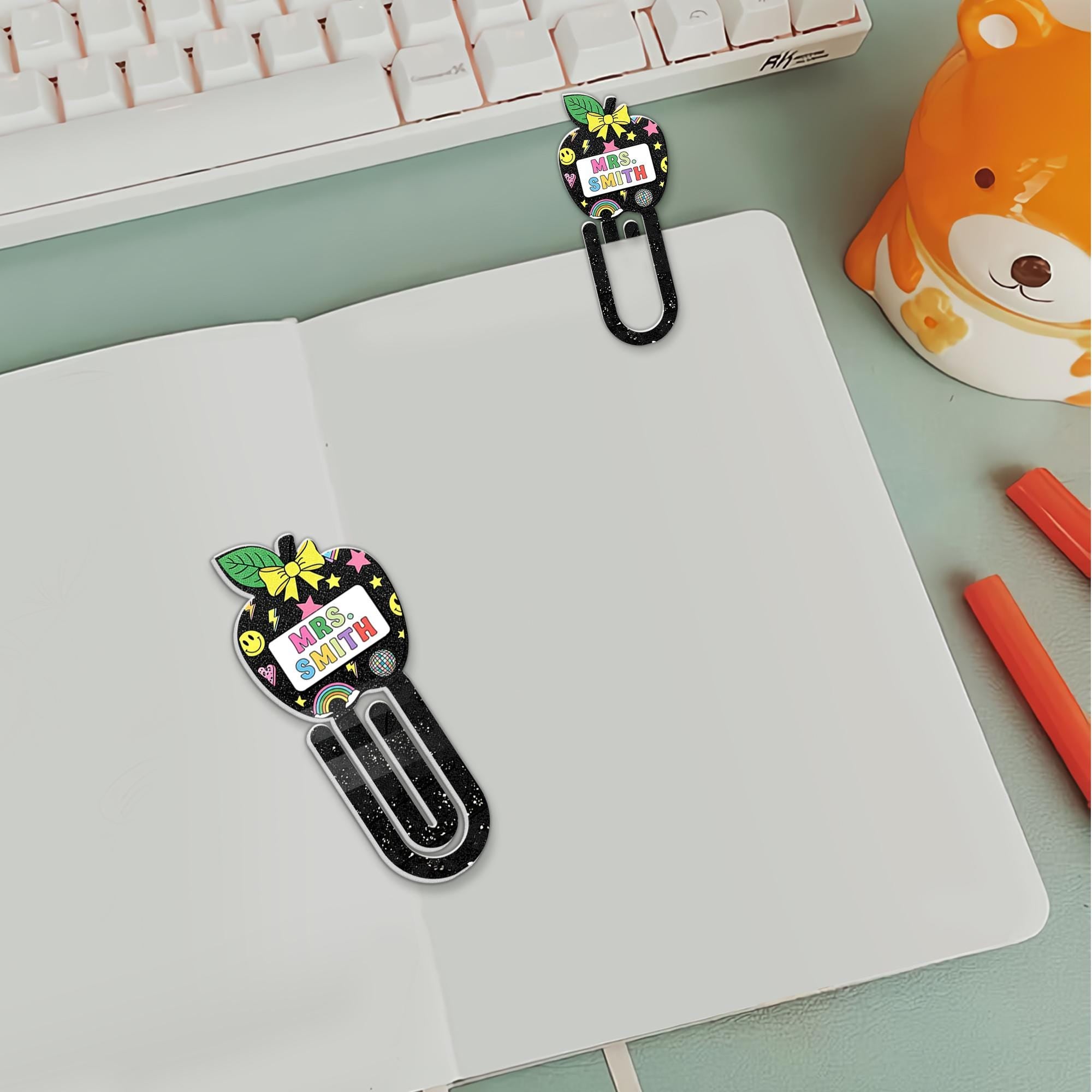 Personalized Teacher Paper Clip - Custom Name Apple Bookmark Clip, Teacher Gift, Back to School Stationary, Desk Accessories For Teachers