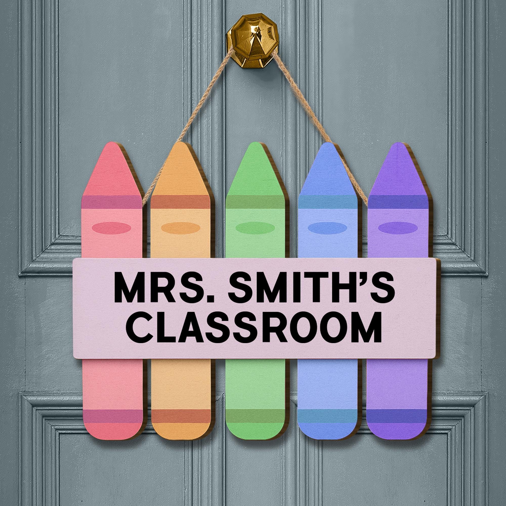 Personalized Teacher Classroom Door Sign – Rainbow Crayon Hanging Sign with Custom Name – Back to School Classroom Decor Gift