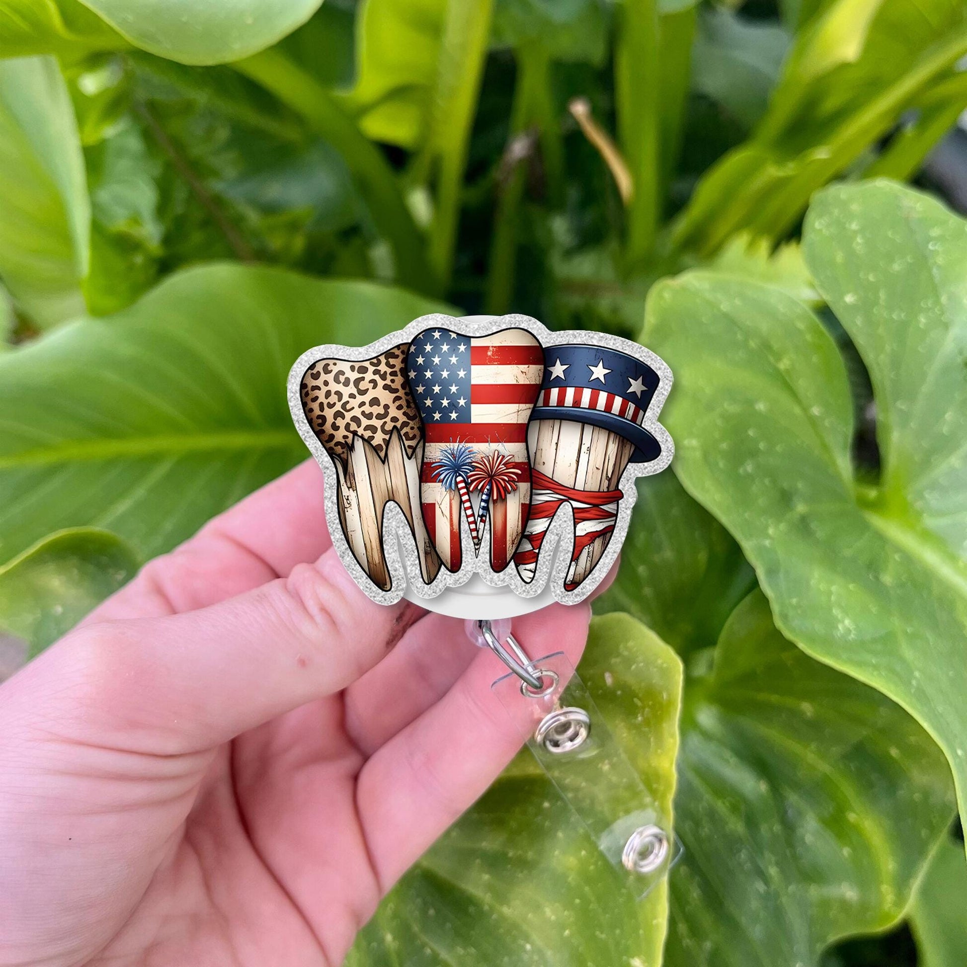 Patriotic Teeth Badge Reel – 4th of July Dental Hygienist ID Clip – Leopard Tooth USA Retractable Holder – Cute Dentist Office Gift