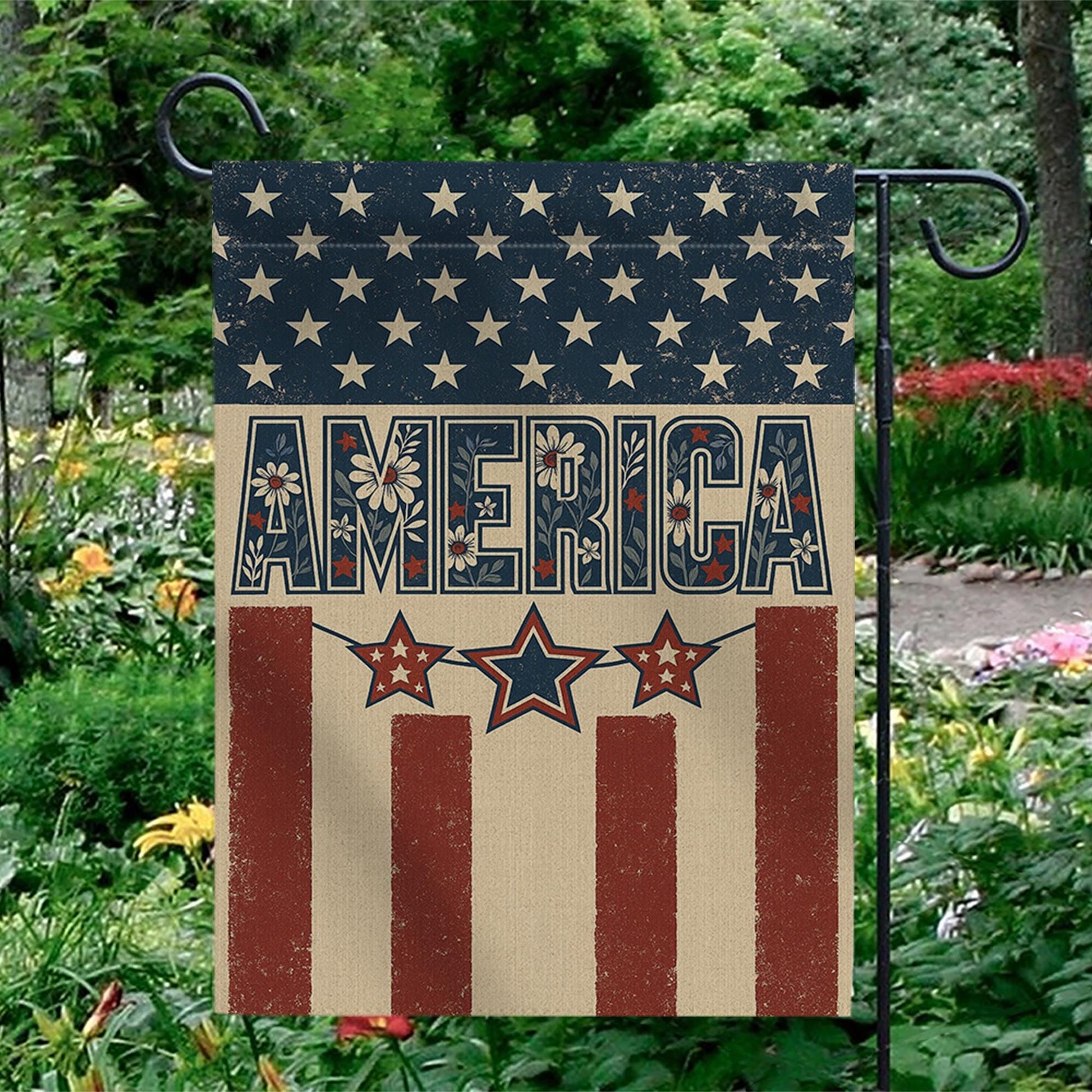 Patriotic Garden Flag – Rustic Americana Yard Decor with Stars and Stripes, 4th of July Outdoor Flag, Vintage America Banner