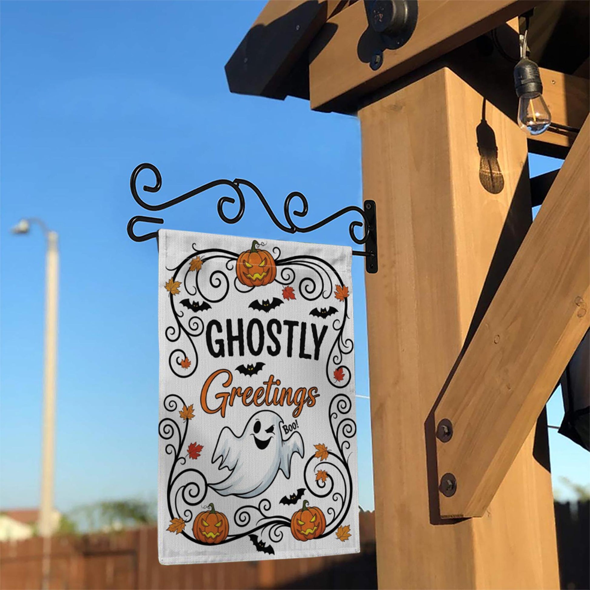 Ghostly Greetings Halloween Garden Flag – Cute Ghost Yard Decor with Pumpkins, Bats & Fall Leaves for Spooky Outdoor Decoration