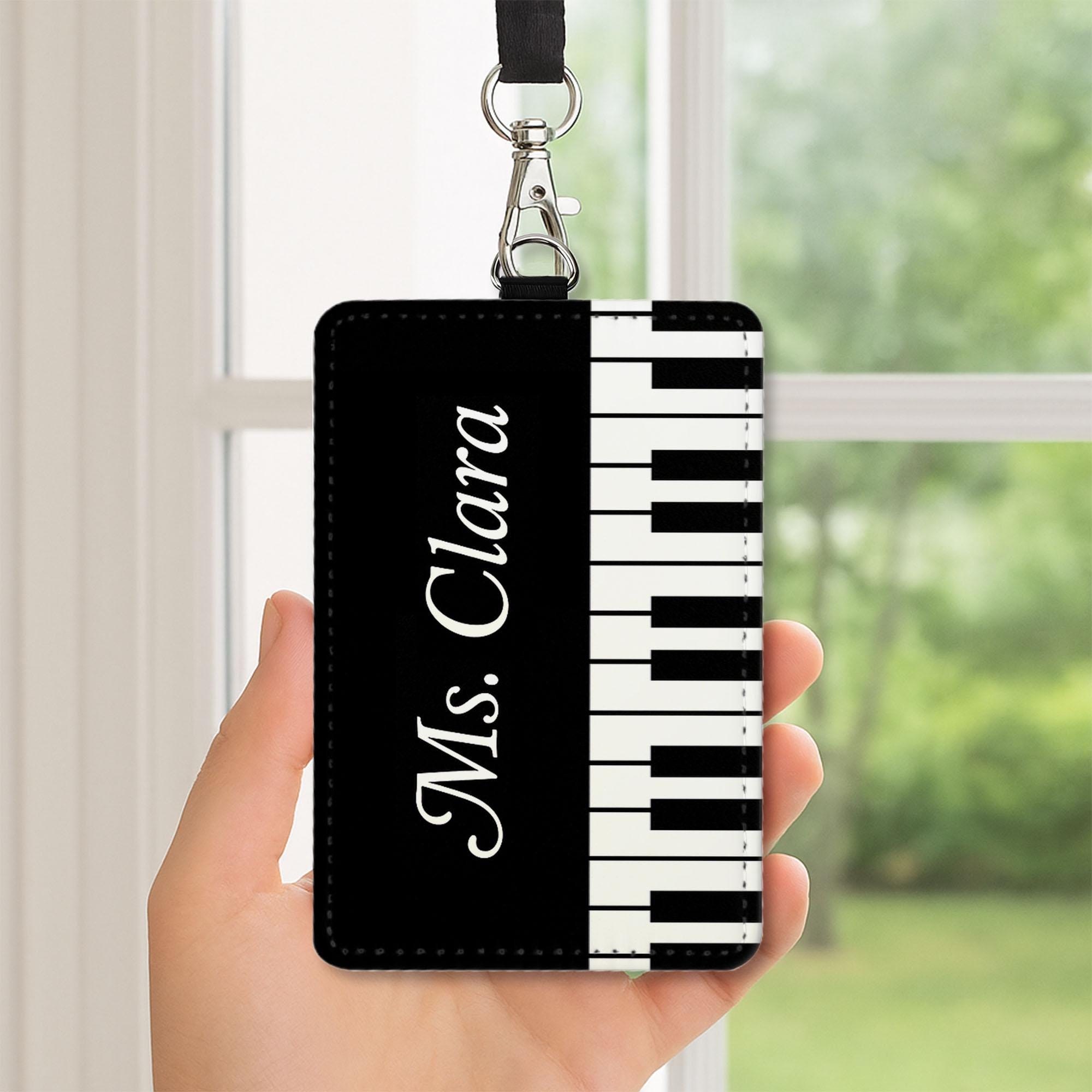 Piano Teacher Leather Badge Holder – Personalized Music Teacher ID Holder with Keyboard Design – Custom Gift for Musicians & Educators