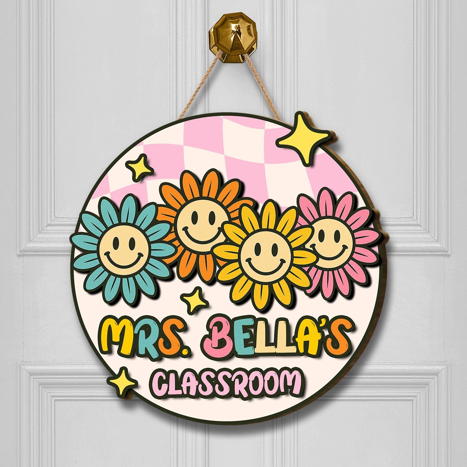 Personalized Teacher Door Sign – Smile Flower Classroom Welcome Sign with Name, Cute Round Decor for Back to School or Teachers, Class Decor