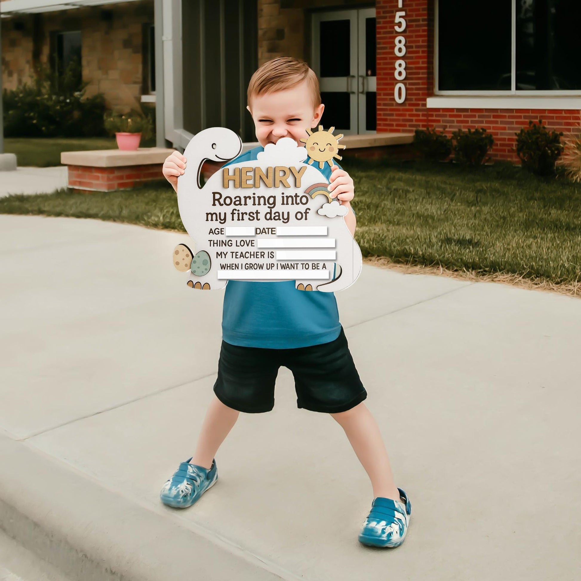 Personalized Dinosaur First Day of School Sign, Reusable Milestone Sign, Roaring Back to School Board, Photo Prop for Preschool,Kindergarten