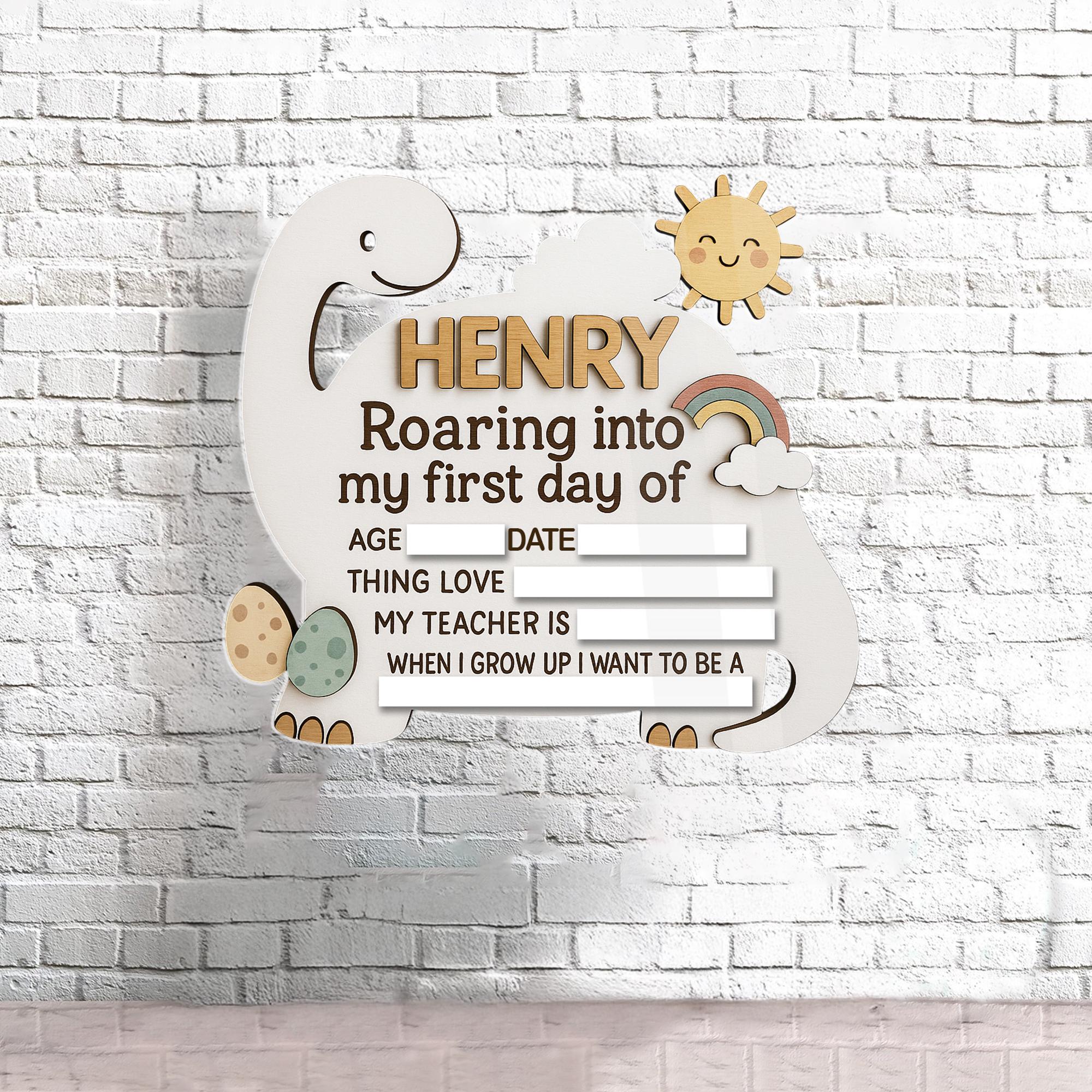 Personalized Dinosaur First Day of School Sign, Reusable Milestone Sign, Roaring Back to School Board, Photo Prop for Preschool,Kindergarten