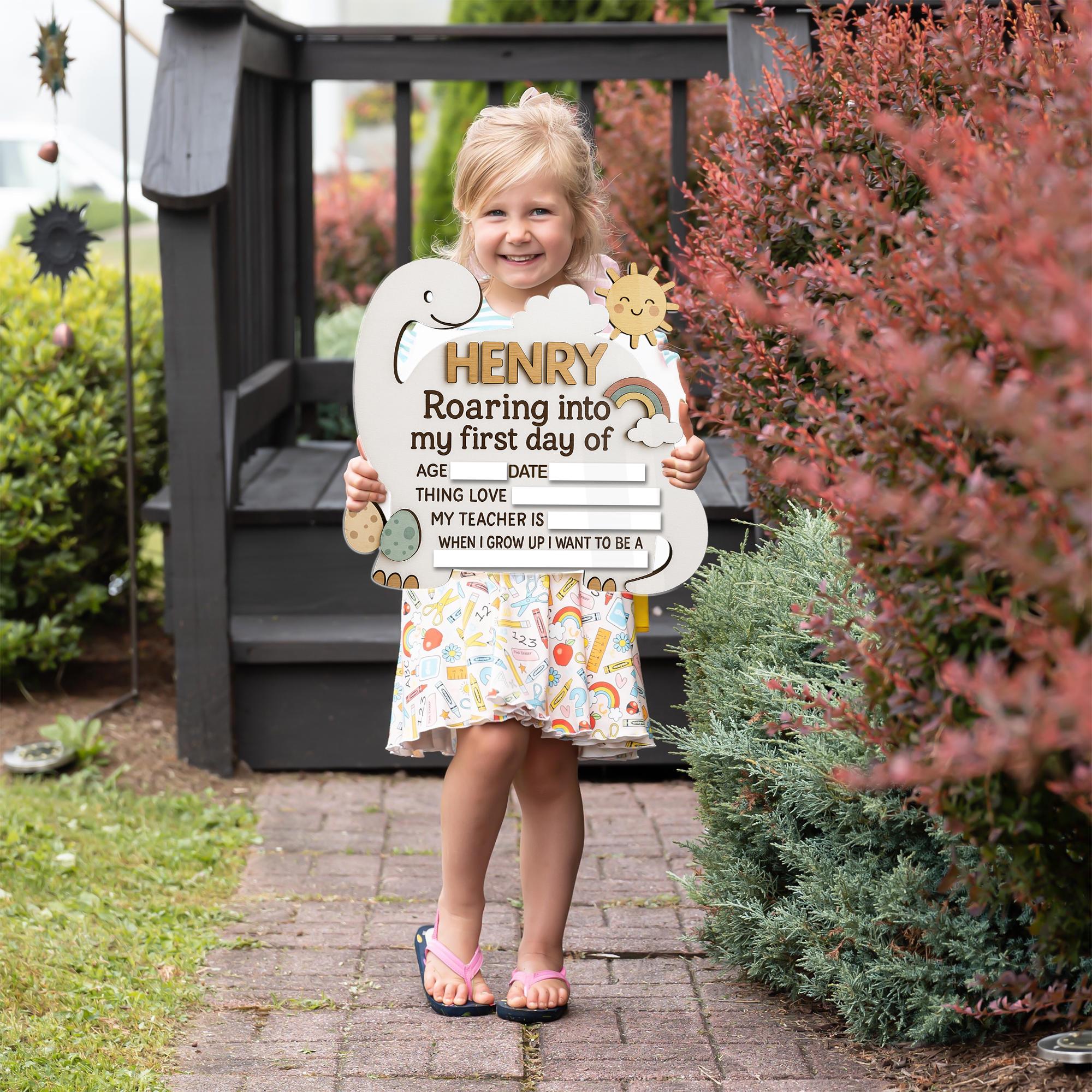 Personalized Dinosaur First Day of School Sign, Reusable Milestone Sign, Roaring Back to School Board, Photo Prop for Preschool,Kindergarten