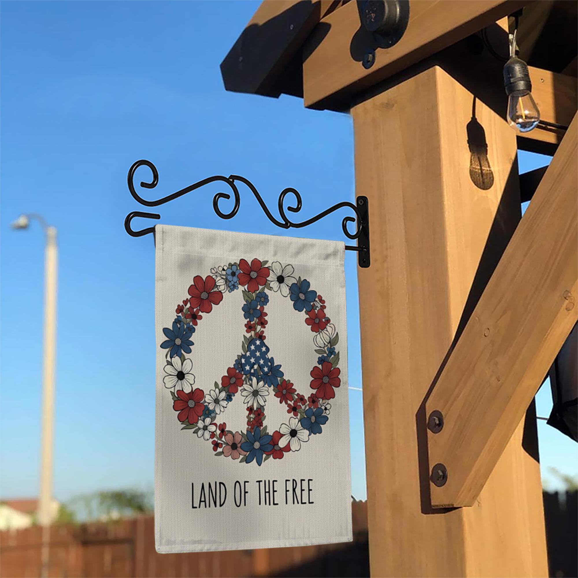 Land of the Free Garden Flag, Patriotic Peace Sign Floral Decor, 4th of July Yard Flag, Red White Blue Outdoor Decoration,Independence Day