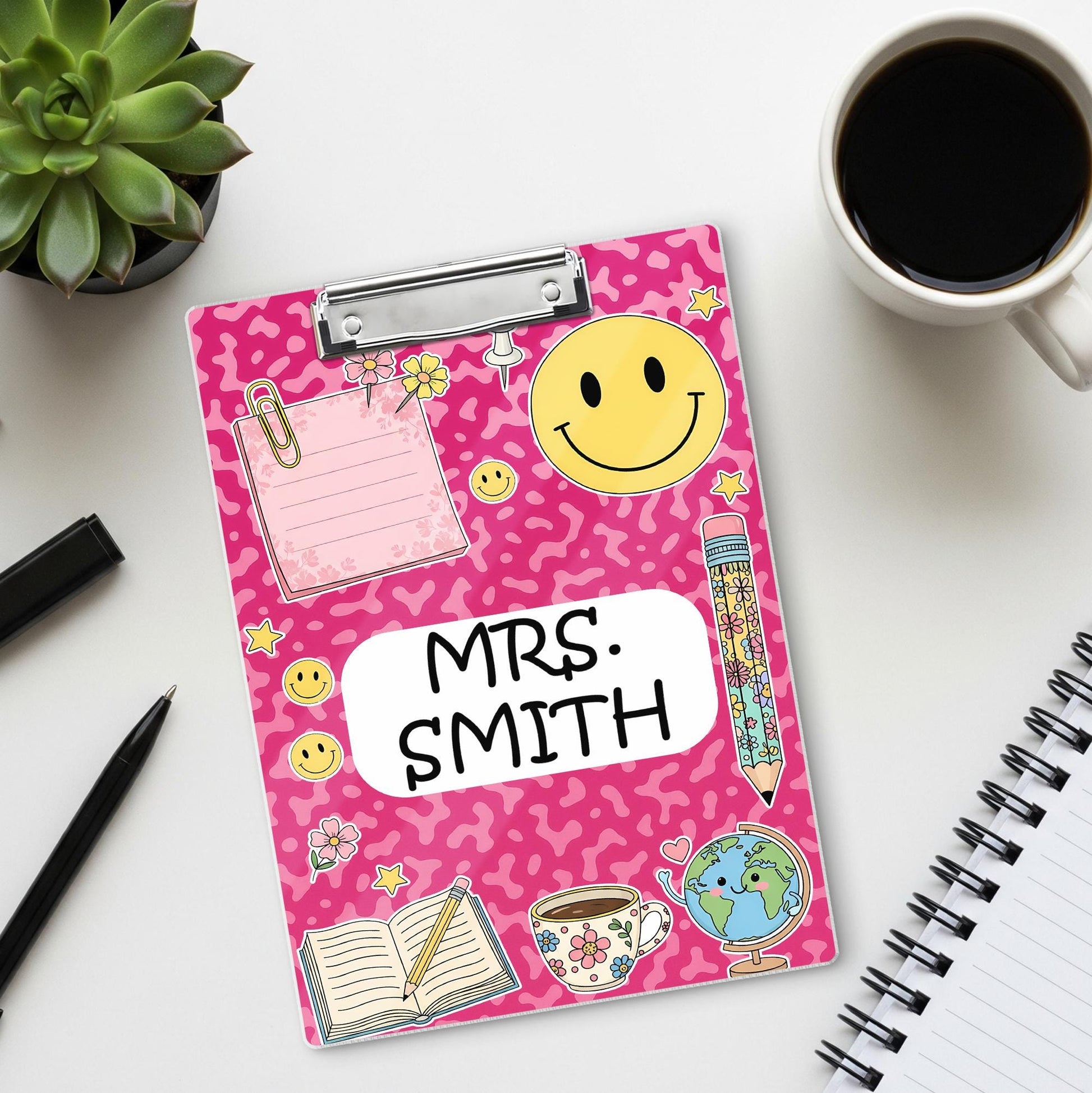 Personalized Teacher Clipboard with Pink Camo and Smiley Faces – Custom Name Cute Classroom Gift, Retro Back to School Office Decor
