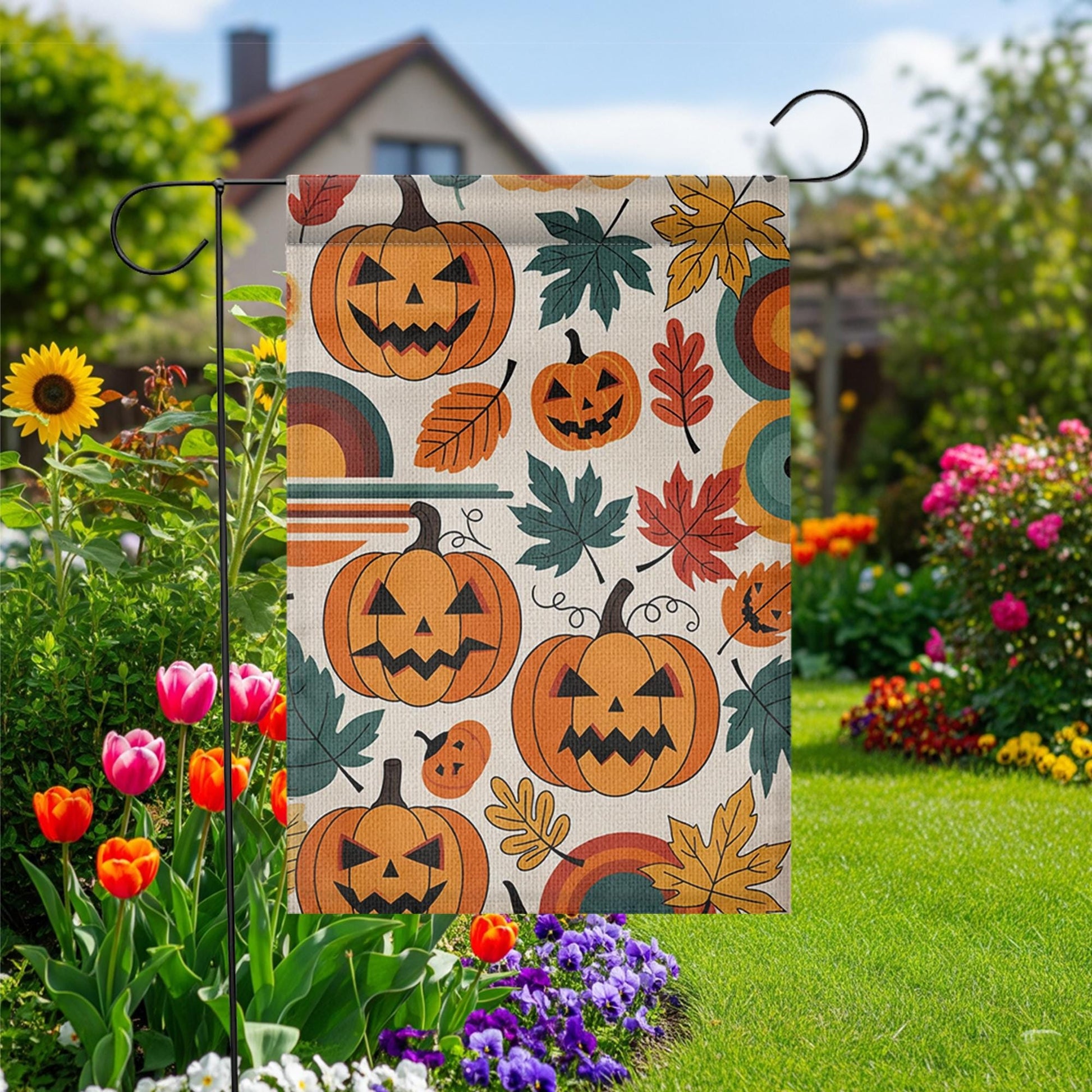 Retro Pumpkin Garden Flag - Fall Halloween Yard Decor with Colorful Leaves and Jack-O'-Lanterns, Vintage Autumn Outdoor Decoration