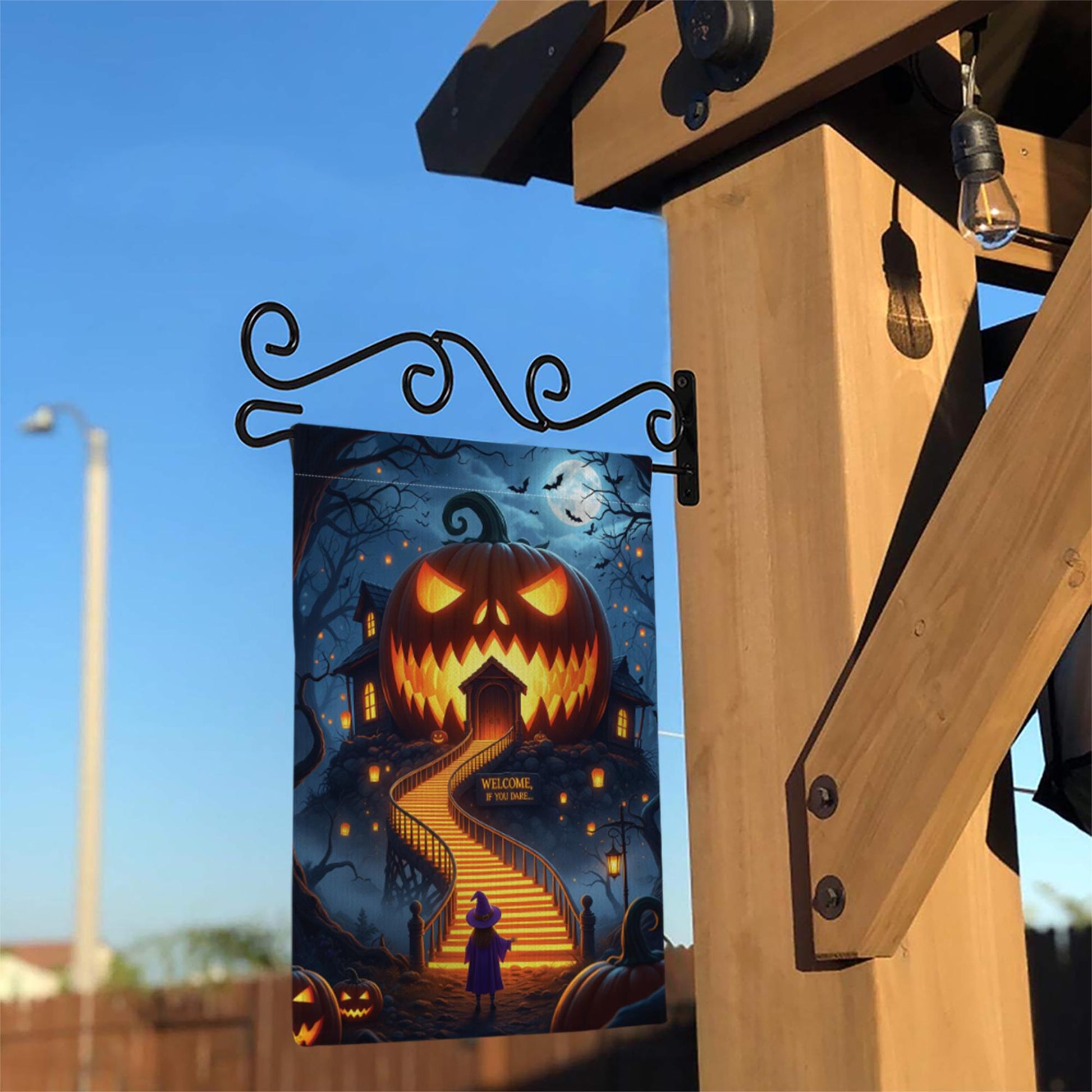 Scary Halloween Garden Flag – Haunted Pumpkin House Welcome Sign – Spooky Outdoor Yard Decor