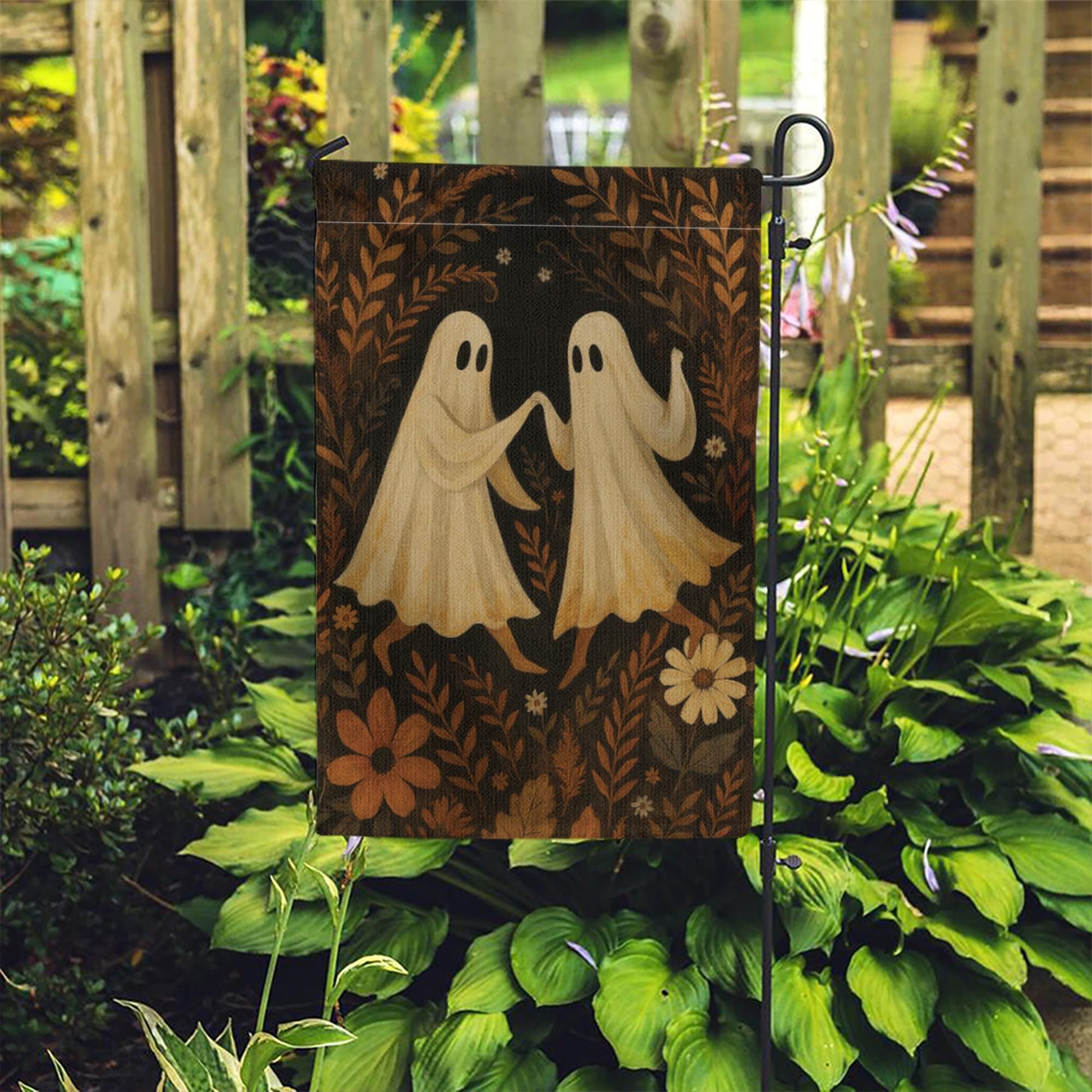 Dancing Ghost Couple Garden Flag, Cute Halloween Yard Decor, Spooky Fall Outdoor Sign, Vintage Floral Ghost Porch Decoration