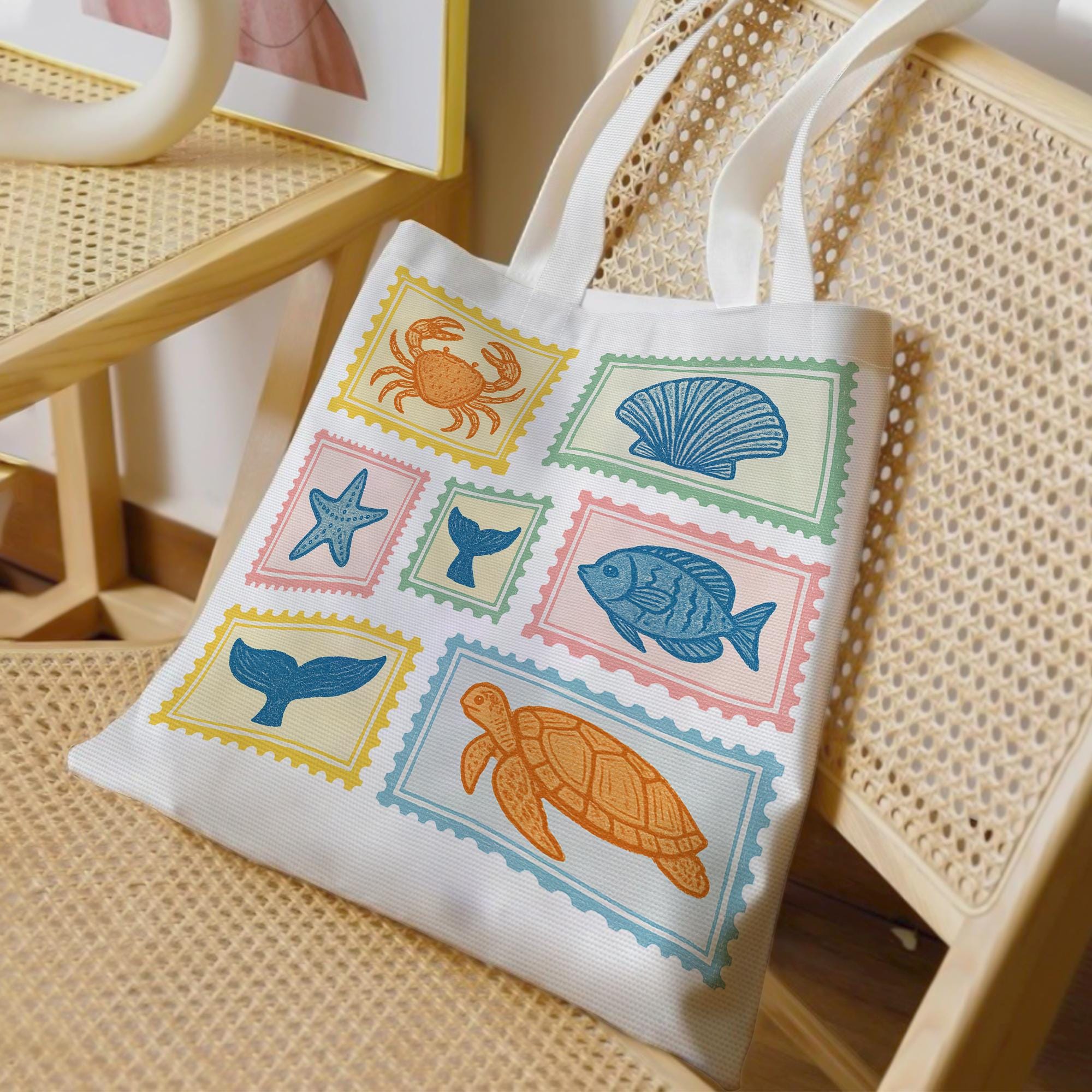 Retro Beach Stamp Tote Bag – Coastal Canvas Bag with Sea Creatures & Shells, Cute Ocean-Inspired Summer Travel or Market Tote