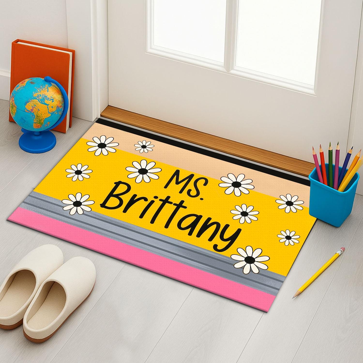 Personalized Teacher Doormat, Daisy Floral Classroom Rug, Custom Name School Mat, Cute Welcome Mat for Teachers, Bright Door Decor