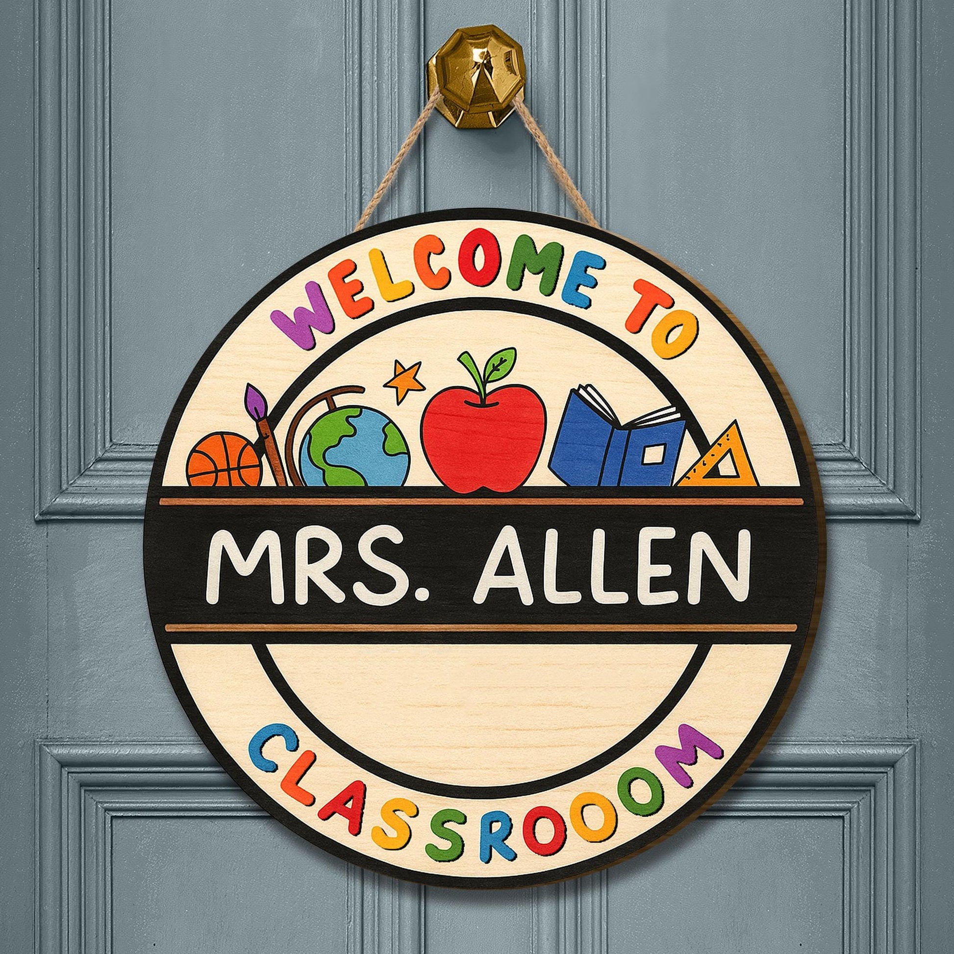 Personalized Teacher Door Sign, Welcome to Classroom Round Wood Sign, Custom Back to School Decor for Teachers, Educators, School Decor