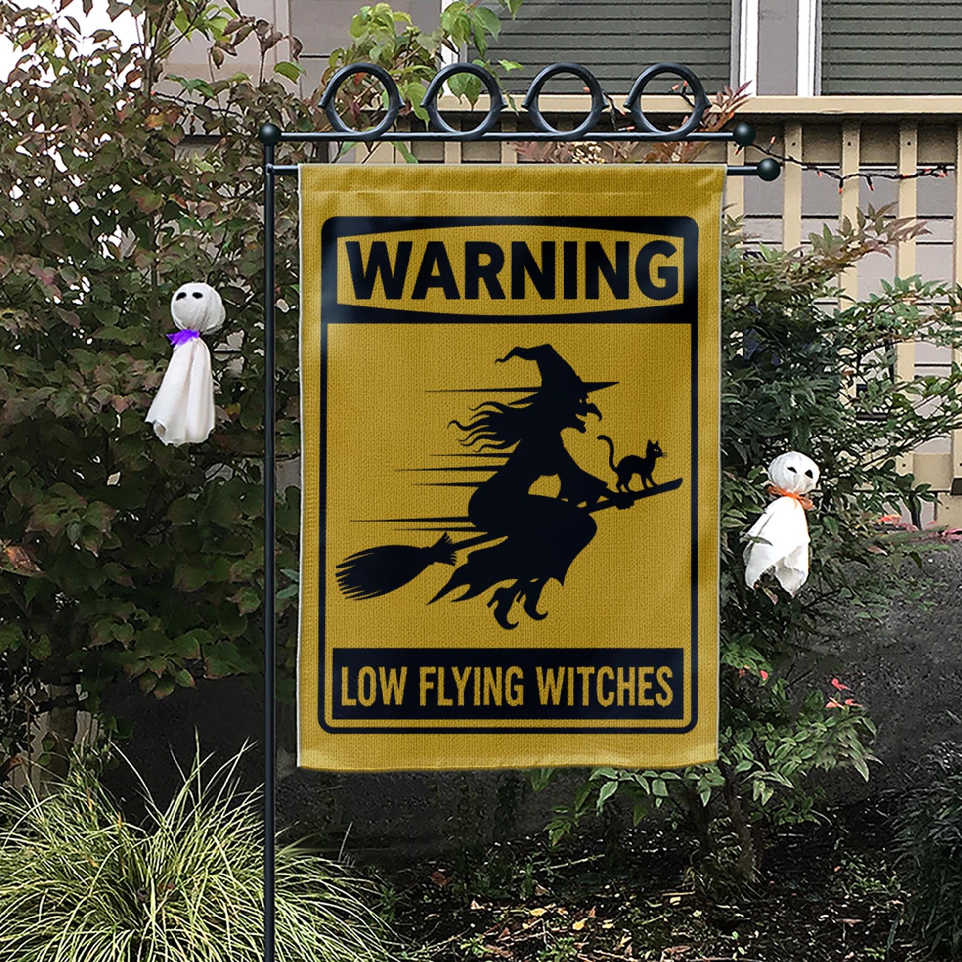Low Flying Witches Garden Flag, Halloween Warning Sign Yard Decor, Funny Witch Home Outdoor Banner