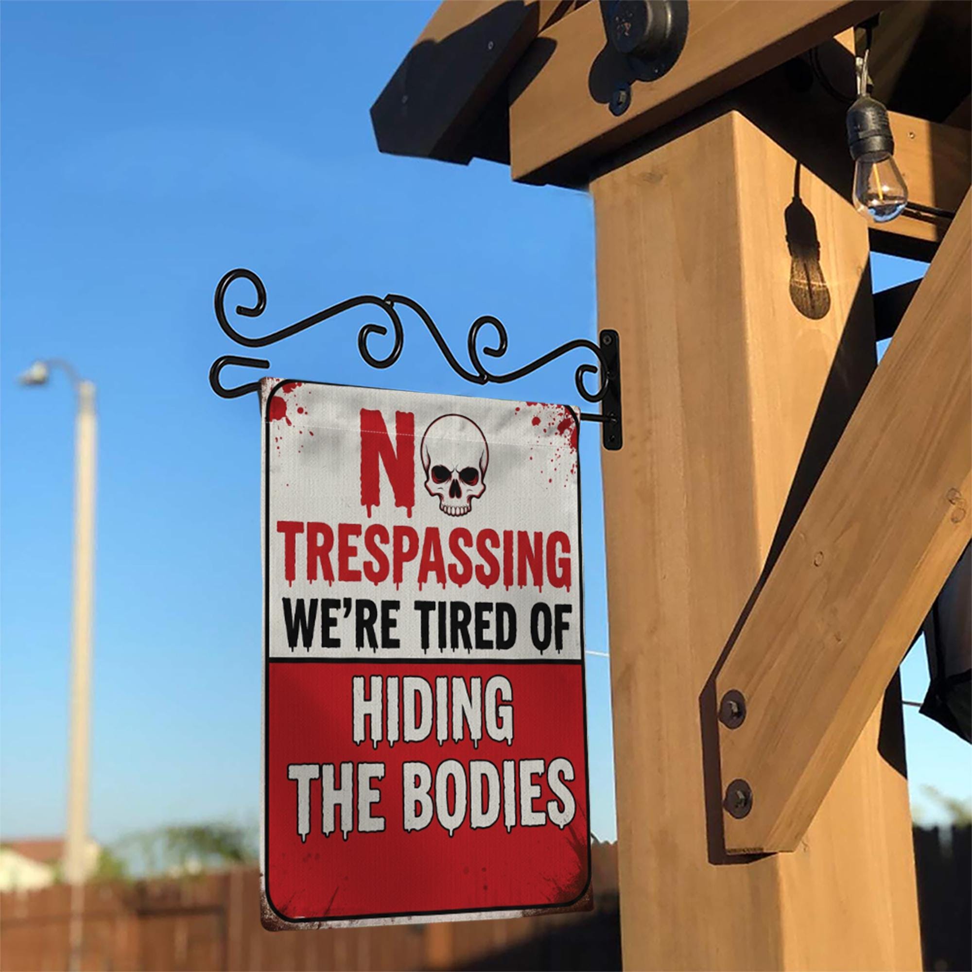 No Trespassing Garden Flag, Tired of Hiding Bodies Yard Sign, Funny Halloween Outdoor Decor, Spooky Home Banner