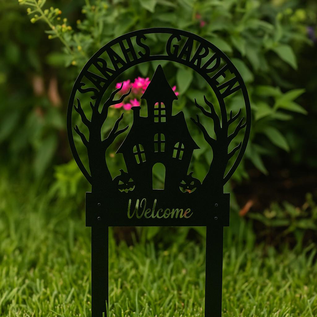 Personalized Halloween Garden Metal Sign – Haunted House Yard Stake, Spooky Outdoor Welcome Plaque, Personalized Fall Decor Gift