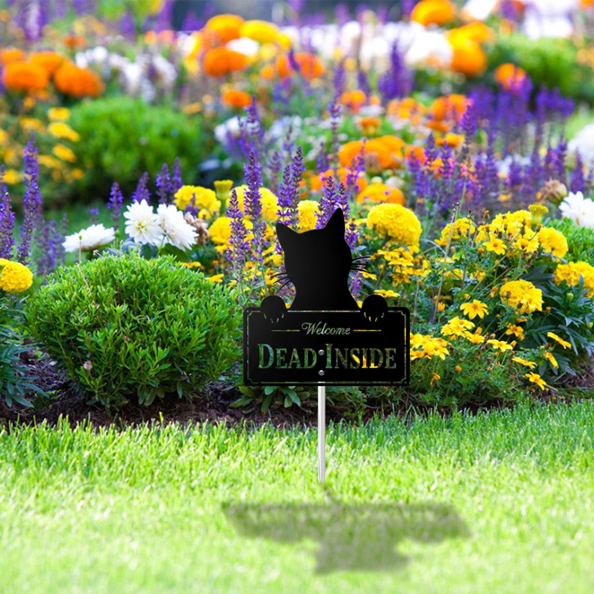 Funny Cat Metal Garden Sign – Welcome Dead Inside Yard Stake, Gothic Outdoor Decor, Halloween Cat Lover Gift, Dark Humor Lawn Art