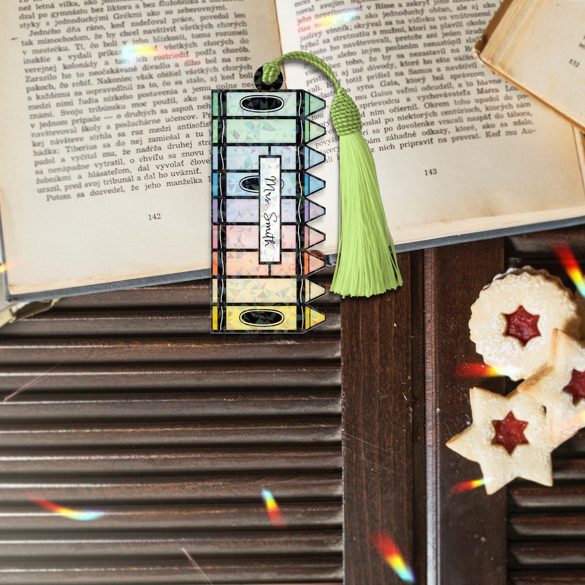 Personalized Holographic Teacher Bookmark with Name, Crayon Tassel Bookmark Gift, Cute Classroom Reading Accessory for Educators
