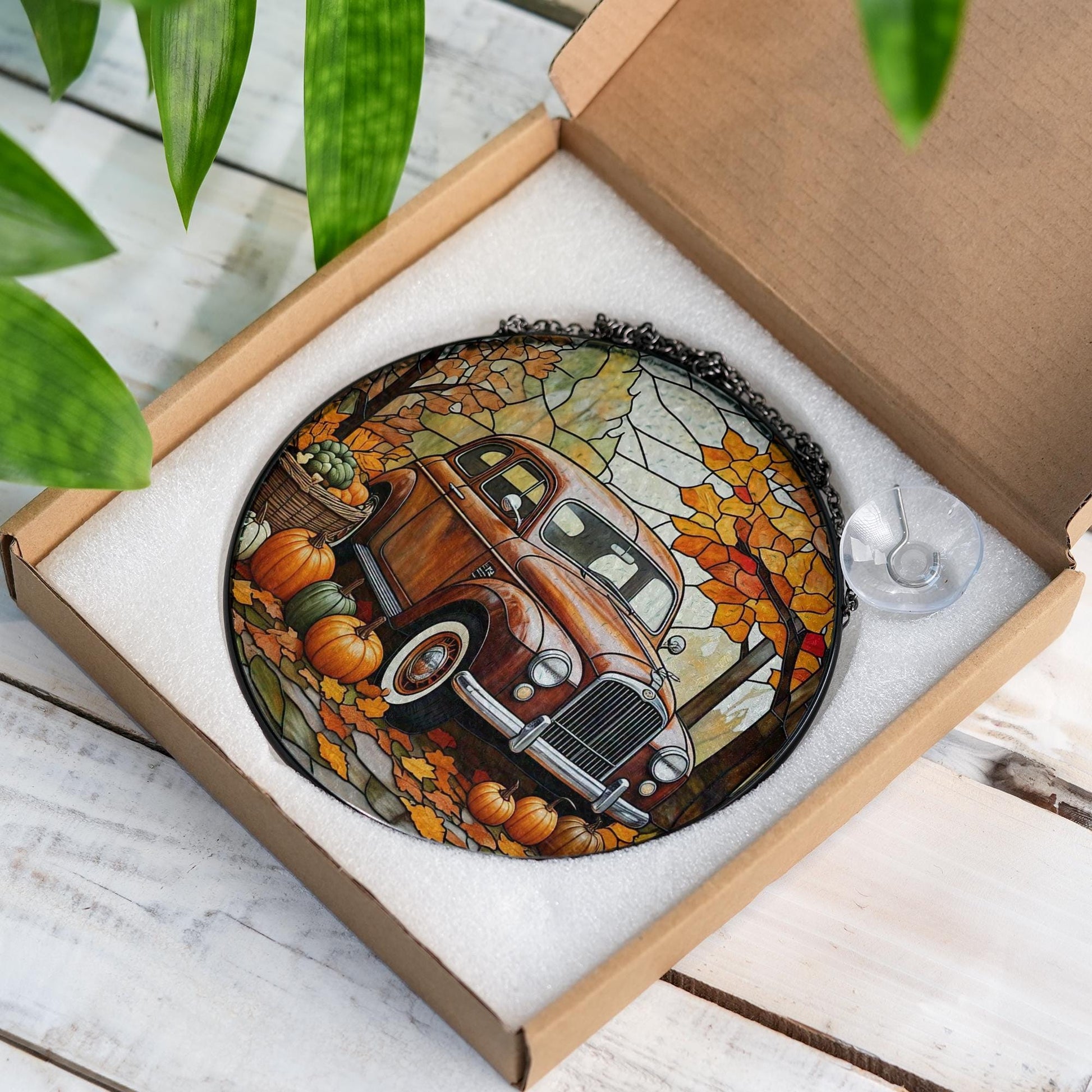 Vintage Truck Glass Suncatcher – Autumn Pumpkins & Fall Leaves Window Hanging, Rustic Farmhouse Decor Gift