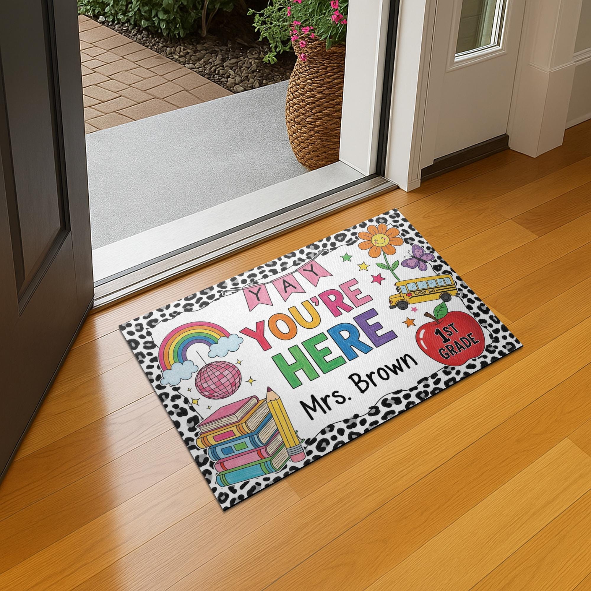 Personalized Teacher Doormat, Back to School Welcome Mat, Custom Classroom Rug, 1st Grade Rainbow Door Decor for Teacher