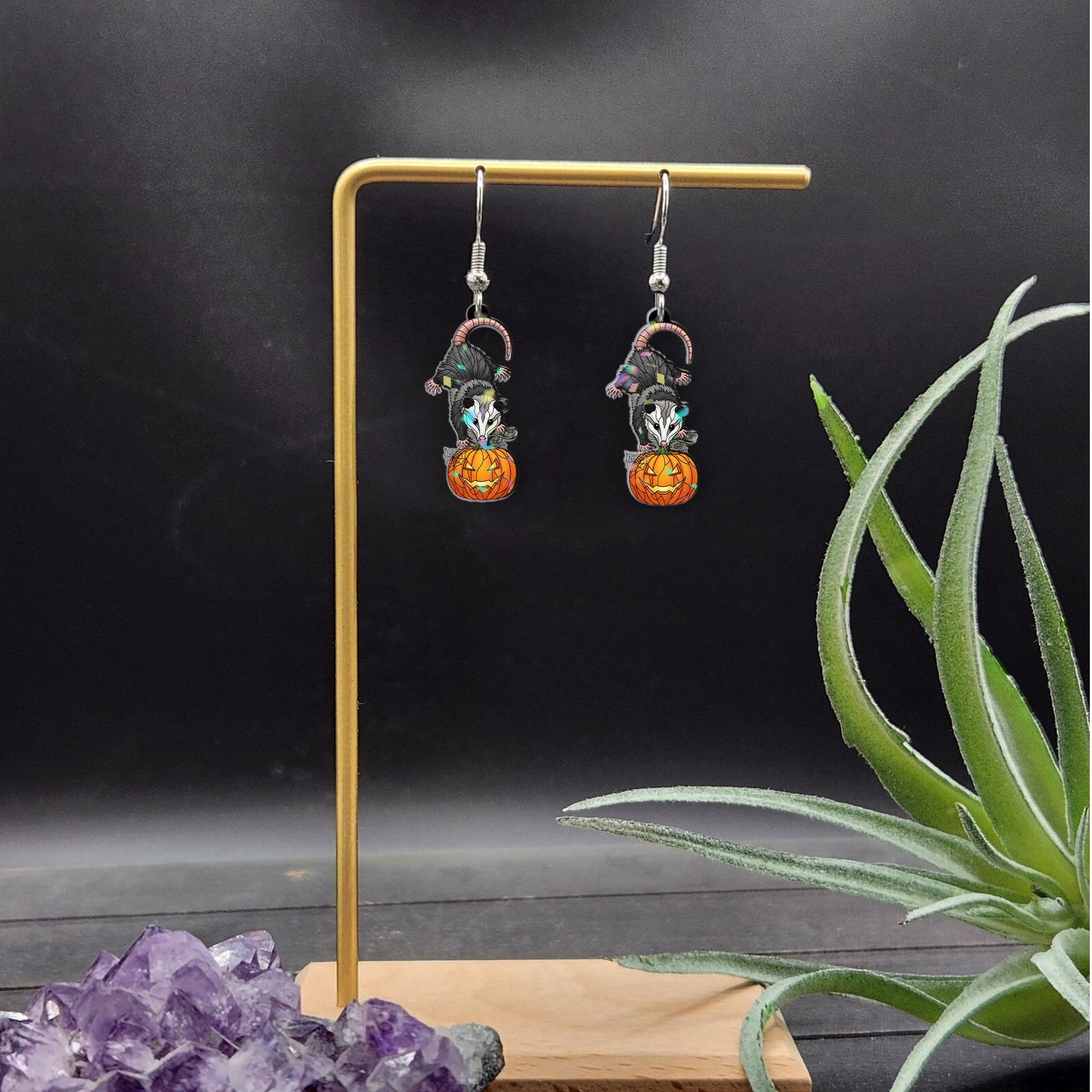 Halloween Opossum Pumpkin Earrings – Cute Spooky Fall Jewelry, Possum Jack-O'-Lantern Earrings for Halloween Lovers and Animal Fans