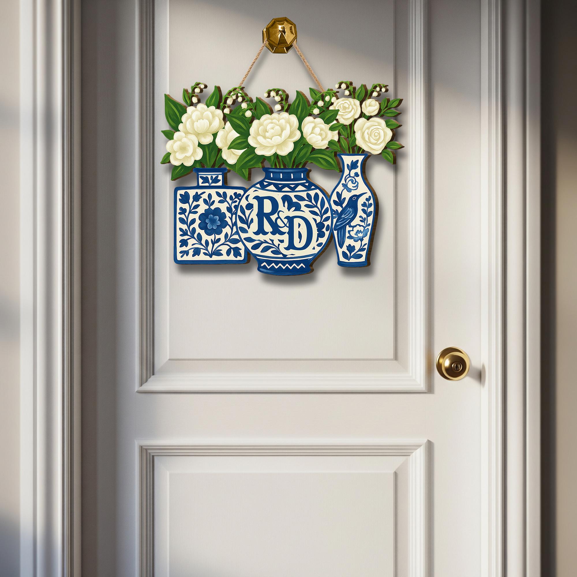 Personalized Chinoiserie Vase Door Hanger, Custom Floral Welcome Sign with Initials, Blue White Wood Plaque, New Home Wedding Gift