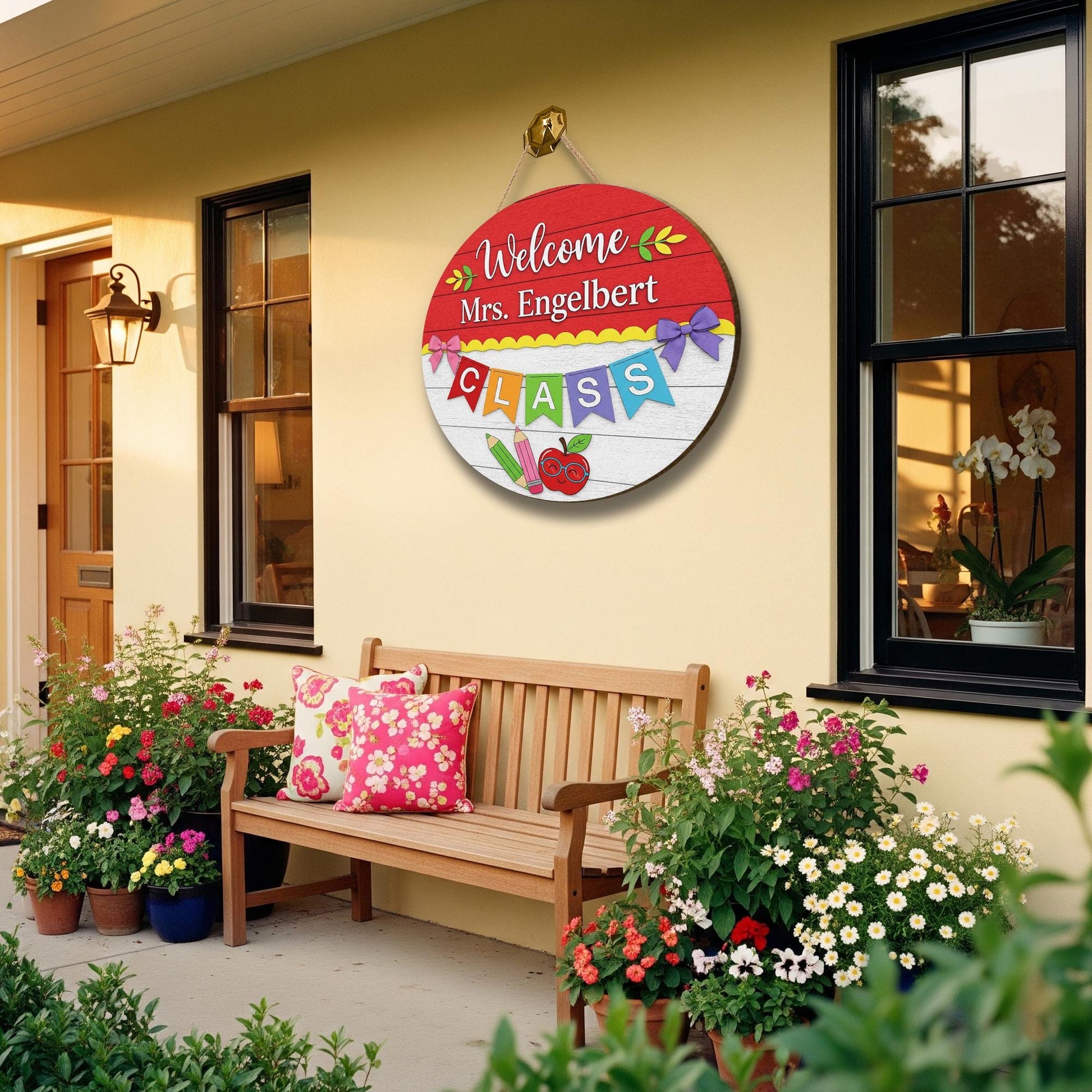 Welcome Sign for Teacher Door – Custom Round Classroom Decor with Name & Banners – Back to School Gift for Teachers, Educators, School Staff