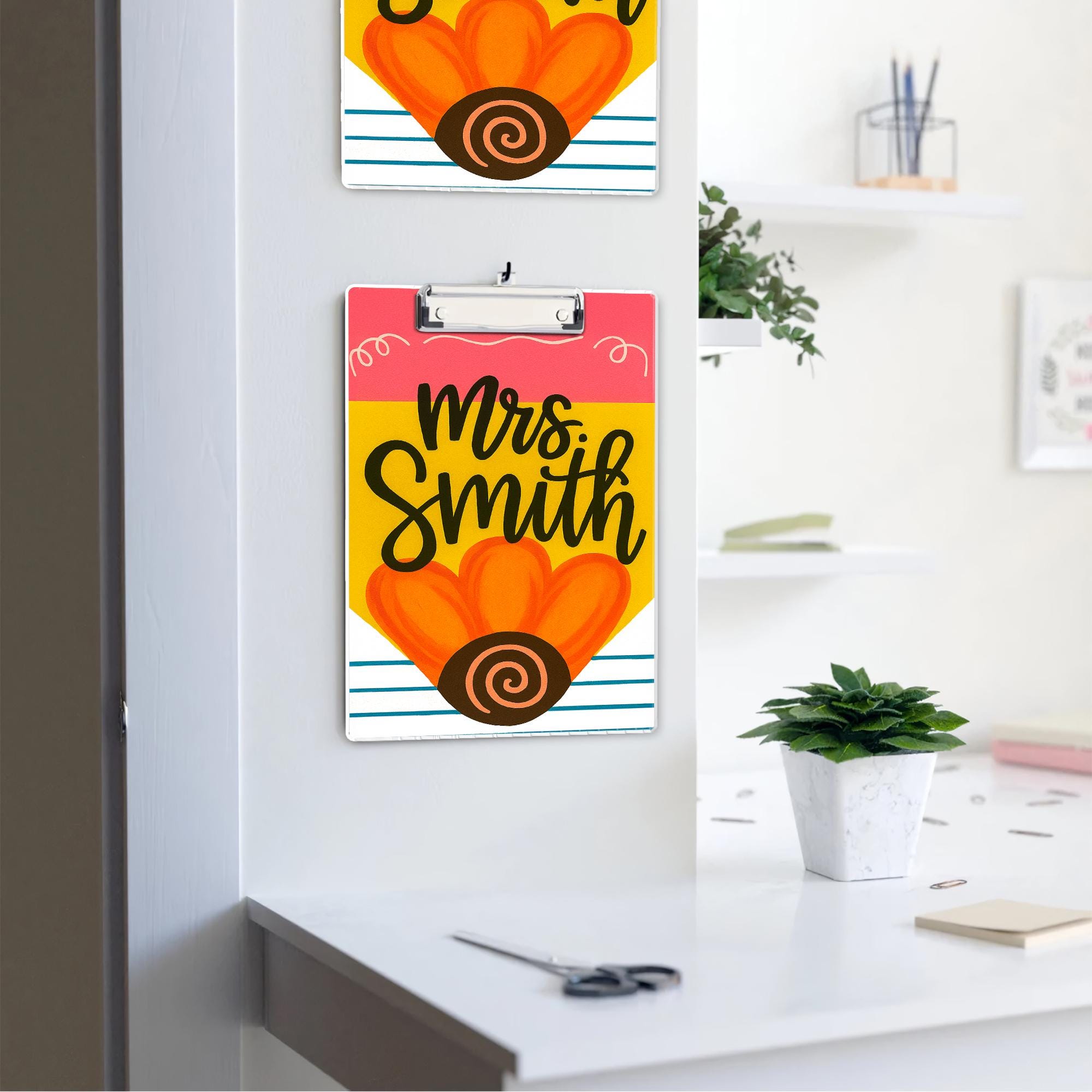 Personalized Teacher Clipboard – Cute Pencil Design with Custom Name for Teachers, Educators, Fun and Colorful Back to School Classroom Gift