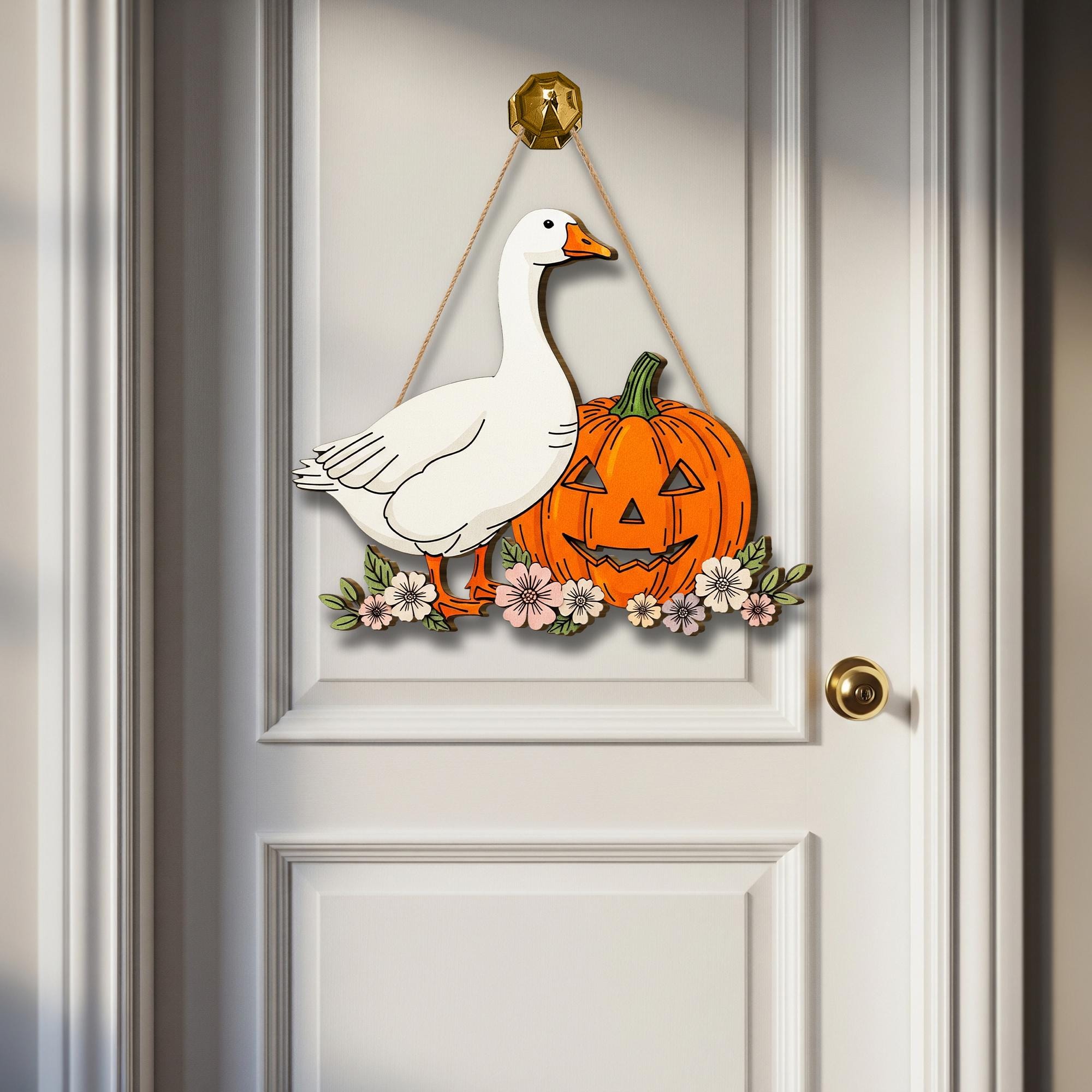 Fall Goose Pumpkin Door Sign, Wooden Halloween Porch Decor, Cute Farmhouse Autumn Wall Hanging, Rustic Jack O'Lantern Sign