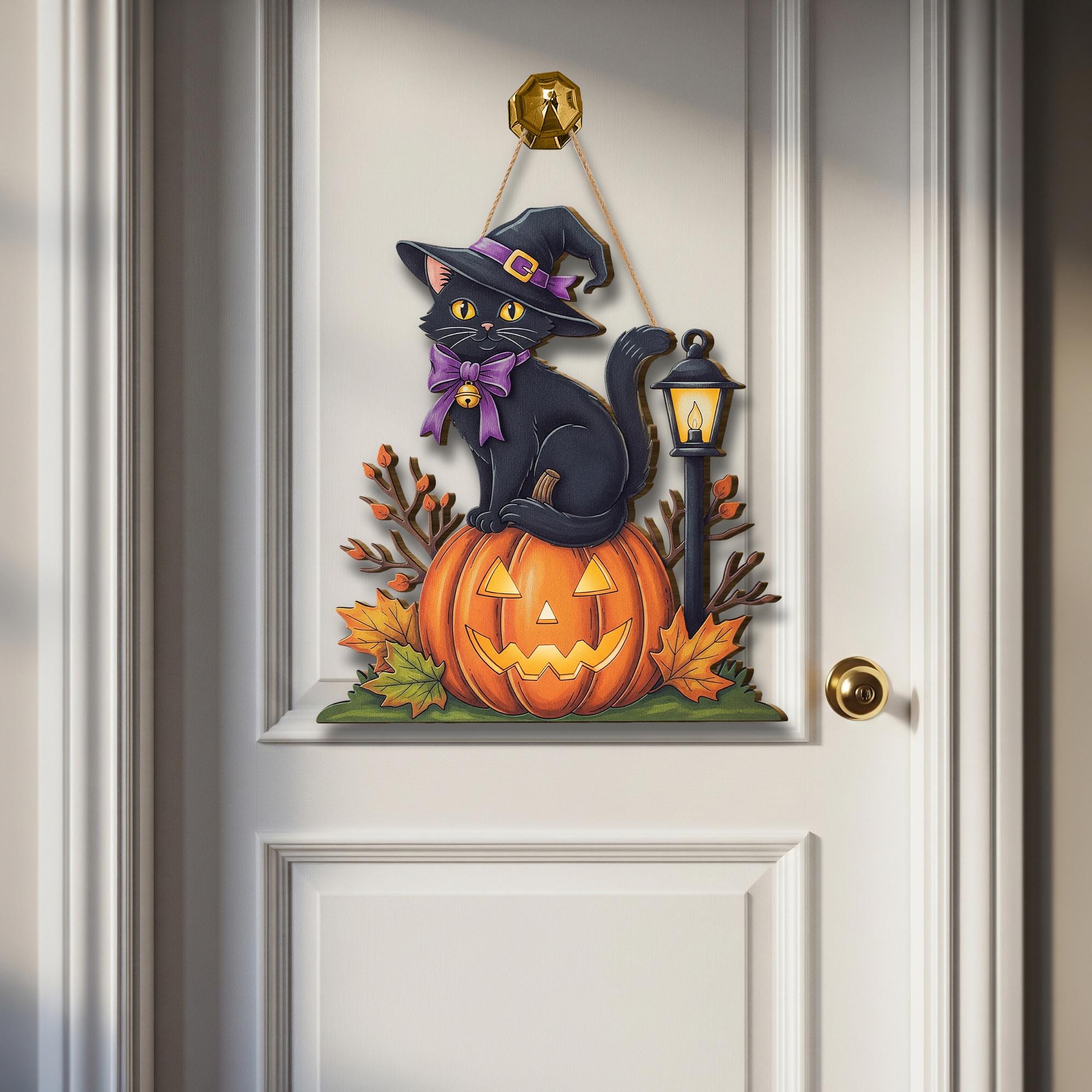 Halloween Black Cat Door Hanger – Cute Witch Cat Pumpkin Sign – Fall Porch Decor – Jack O’Lantern Kitty Hanging Decoration