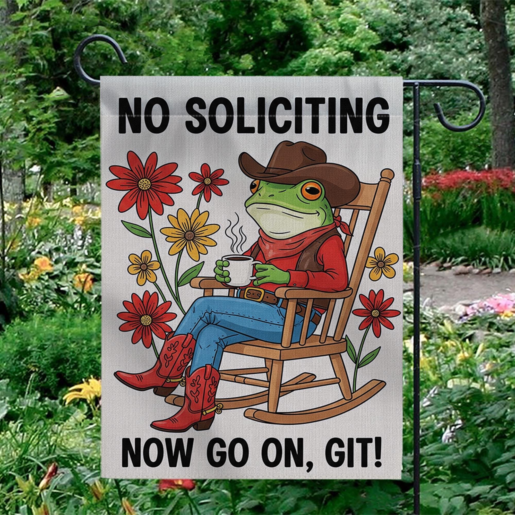 Funny No Soliciting Garden Flag, Cowboy Frog Yard Sign, Rustic Porch Decor, Outdoor Humor Flag, Country Welcome Banner