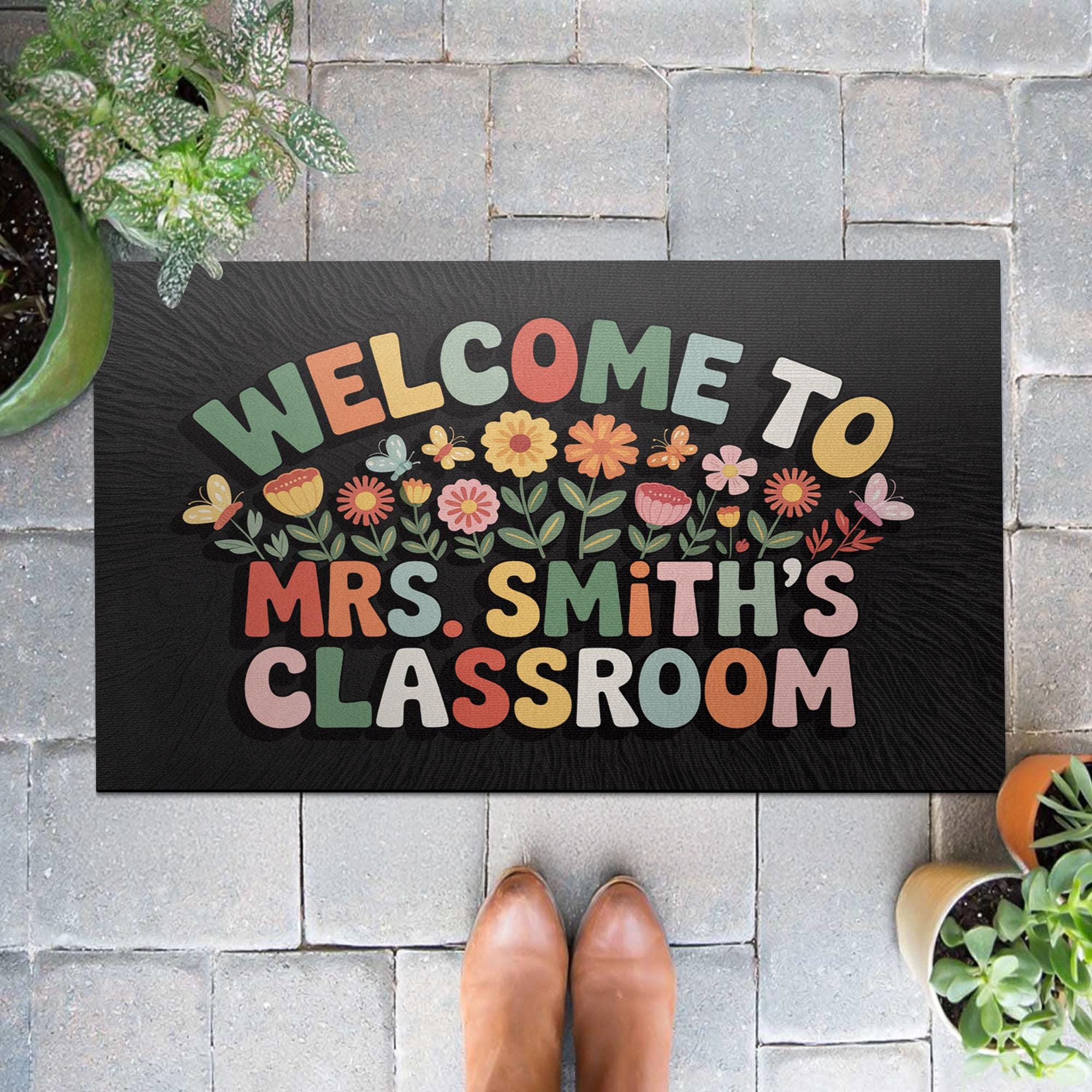 Floral Classroom Welcome Mat, Personalized Teacher Doormat with Colorful Flowers and Name, Cute School Decor or Teacher Gift, Back To School