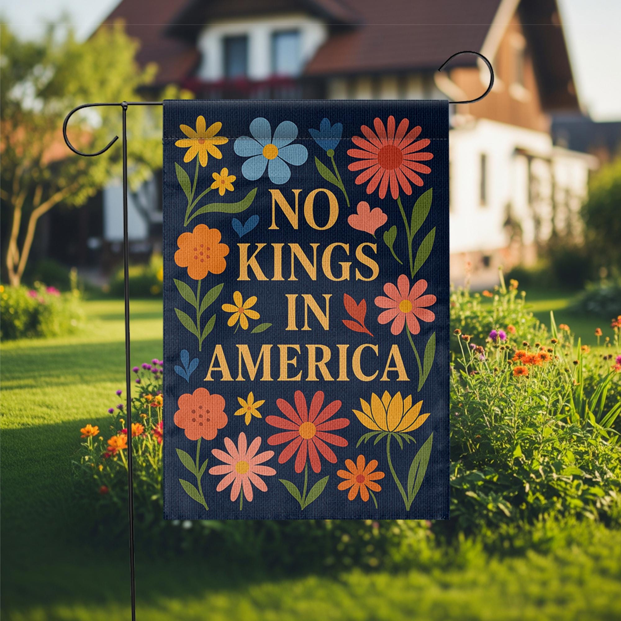 No Kings in America Garden Flag, Bold Patriotic Floral Yard Sign, Modern Liberty Outdoor Decor, Political Statement Banner Gift