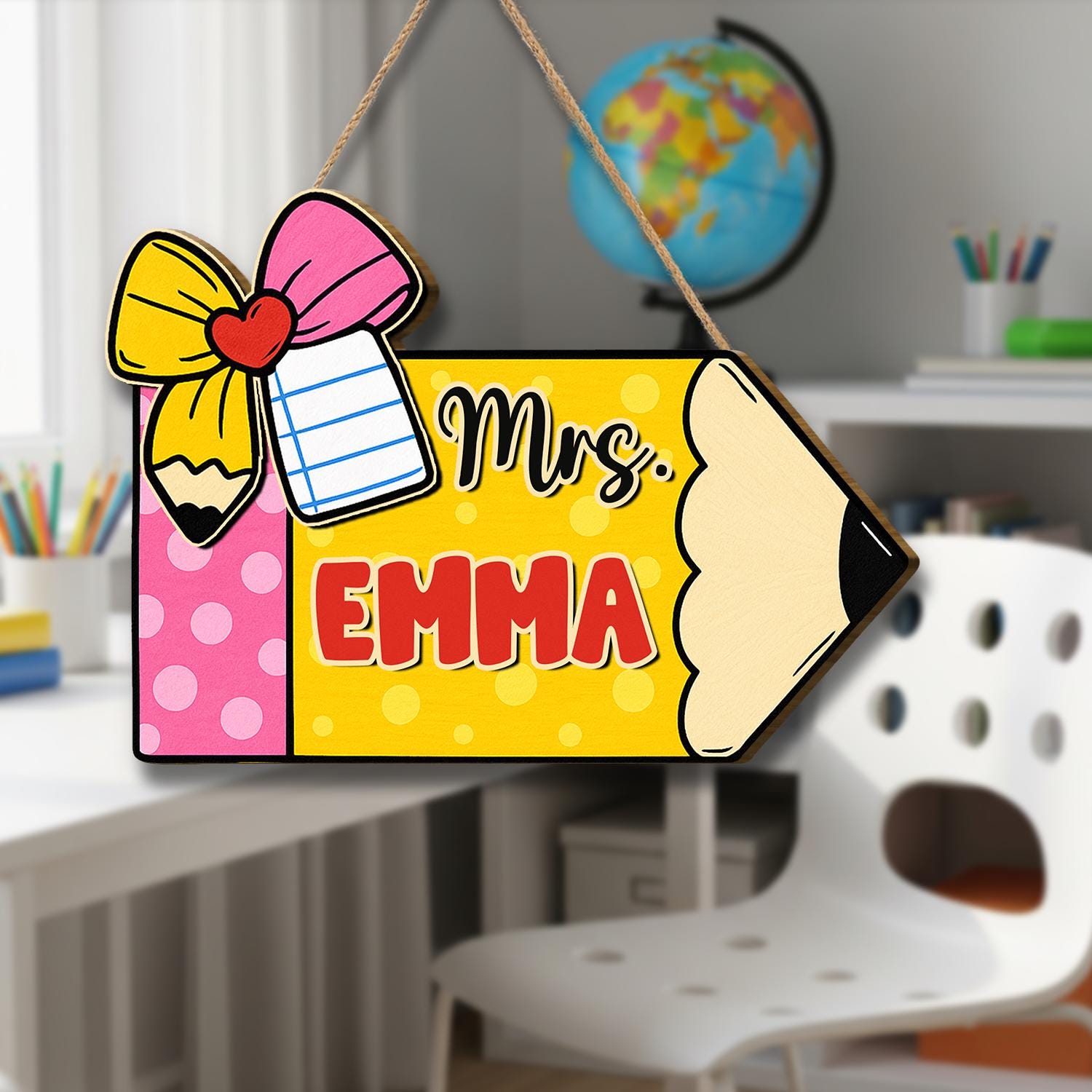Personalized Pencil Teacher Door Sign – Custom Name Pencil Classroom Sign with Bow, Cute Back to School Decor for Teachers, Educators, Staff