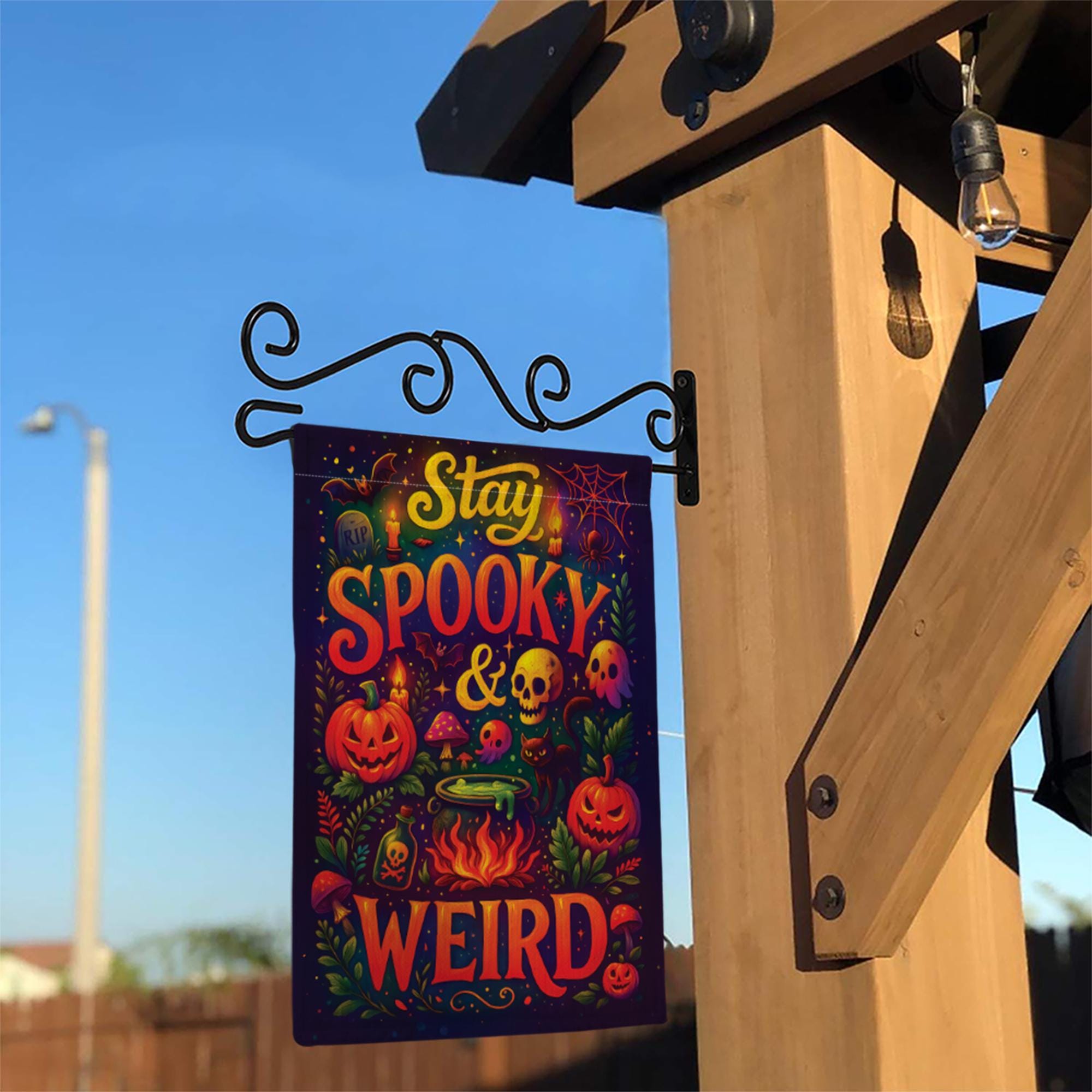 Stay Spooky and Weird Garden Flag – Funny Halloween Yard Decor with Pumpkins & Skulls