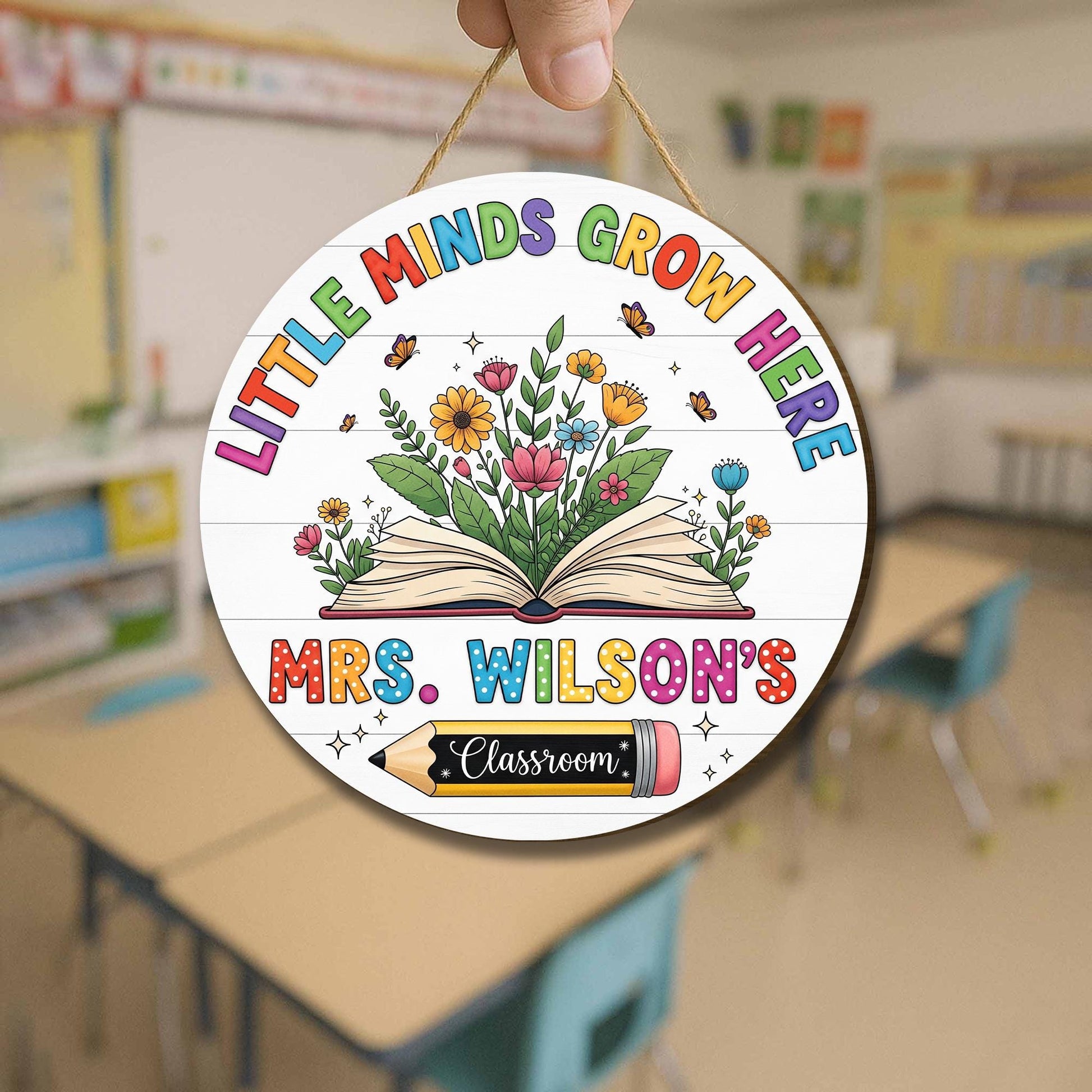 Little Minds Grow Here Classroom Sign – Personalized Round Teacher Door Sign with Name – Floral Back to School Decor, Teacher Welcome Sign