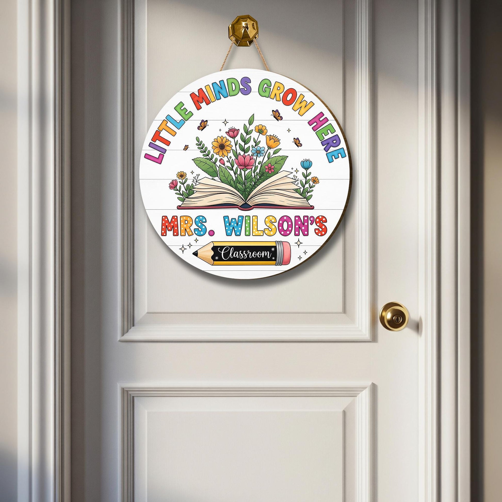 Little Minds Grow Here Classroom Sign – Personalized Round Teacher Door Sign with Name – Floral Back to School Decor, Teacher Welcome Sign