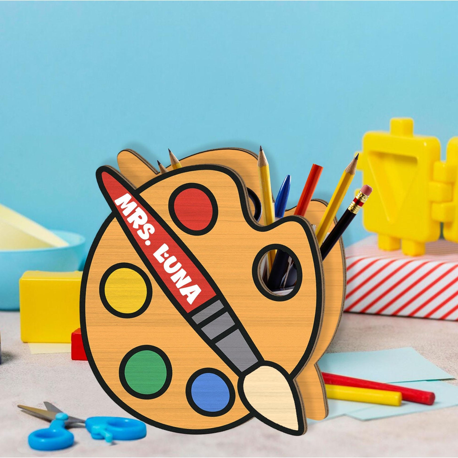 Personalized Art Teacher Pencil Holder, Paint Palette Desk Organizer, Creative Classroom Gift, Back to School Art Supply Organizer