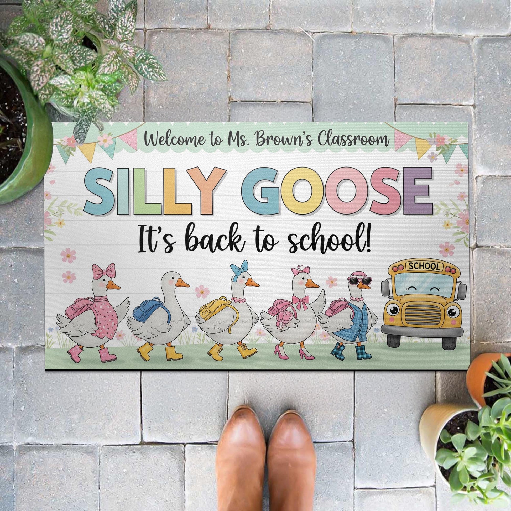 Silly Goose Back to School Doormat – Funny Teacher Classroom Rug, Personalized Entry Mat for Welcome Area, Cute Goose Decor, School Doormat
