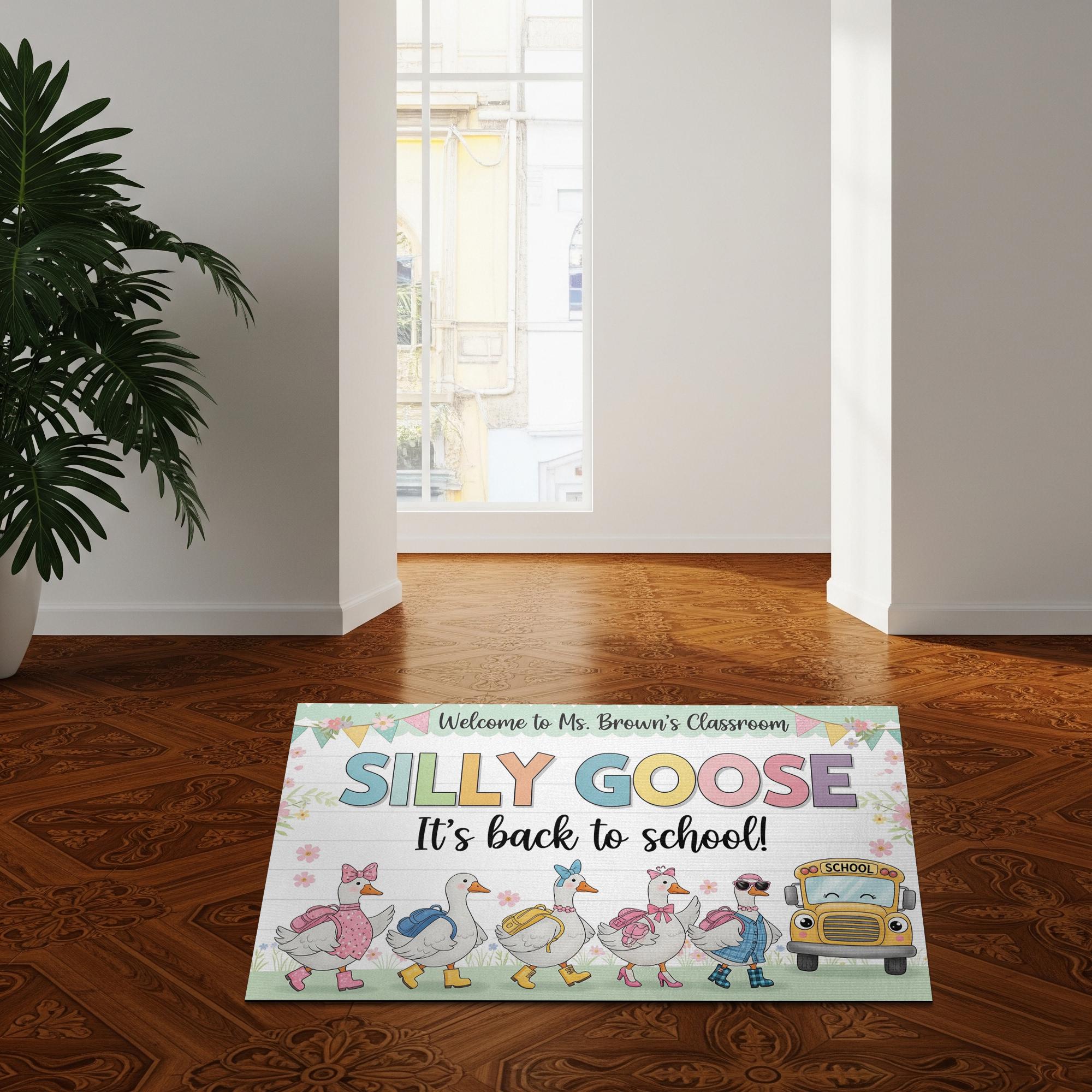 Silly Goose Back to School Doormat – Funny Teacher Classroom Rug, Personalized Entry Mat for Welcome Area, Cute Goose Decor, School Doormat