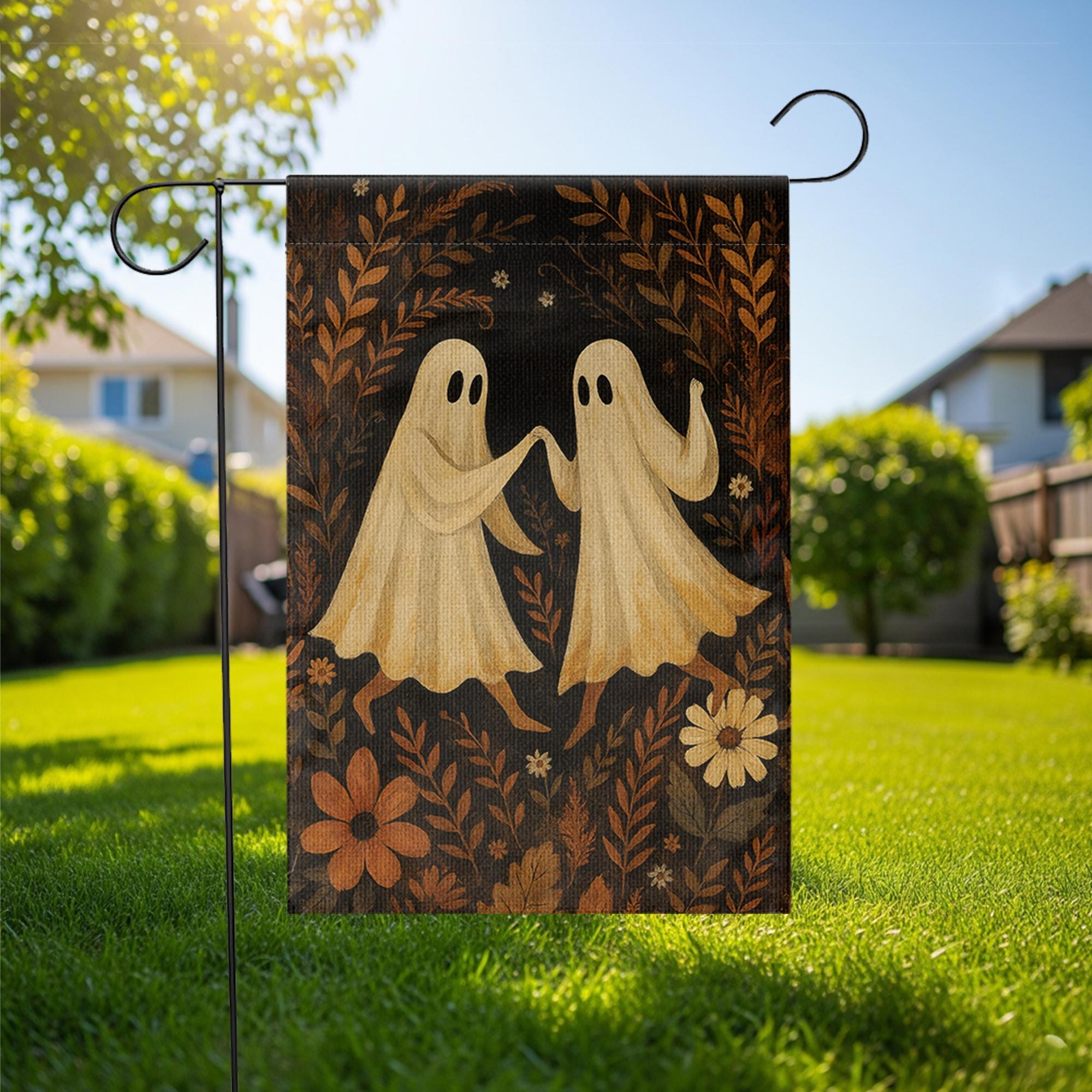 Dancing Ghost Couple Garden Flag, Cute Halloween Yard Decor, Spooky Fall Outdoor Sign, Vintage Floral Ghost Porch Decoration