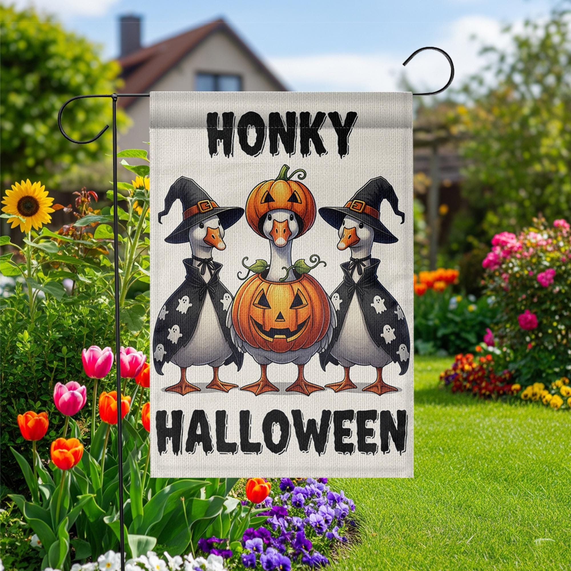 Honky Halloween Goose Garden Flag, Funny Witch Goose Pumpkin Yard Banner, Cute Outdoor Fall Decoration, Spooky Garden Flag