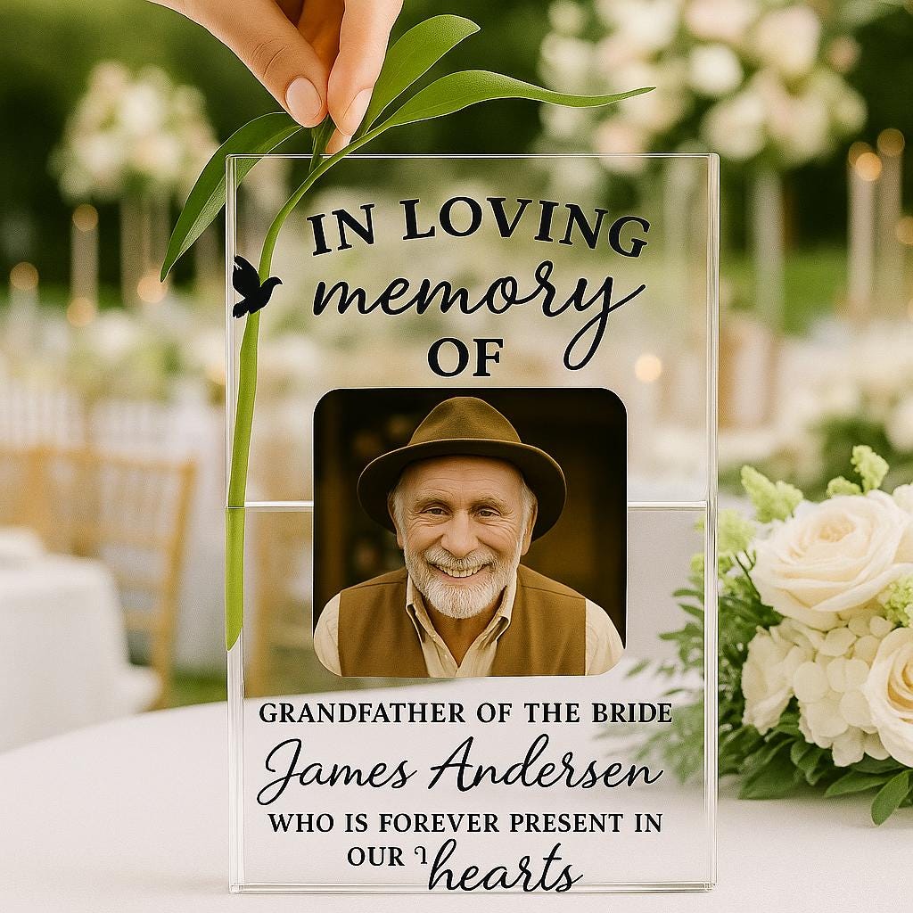 Custom Wedding Memorial Book Vase, Personalized In Loving Memory Photo Vase, Memorial Decor for Ceremony, Tribute to Loved One