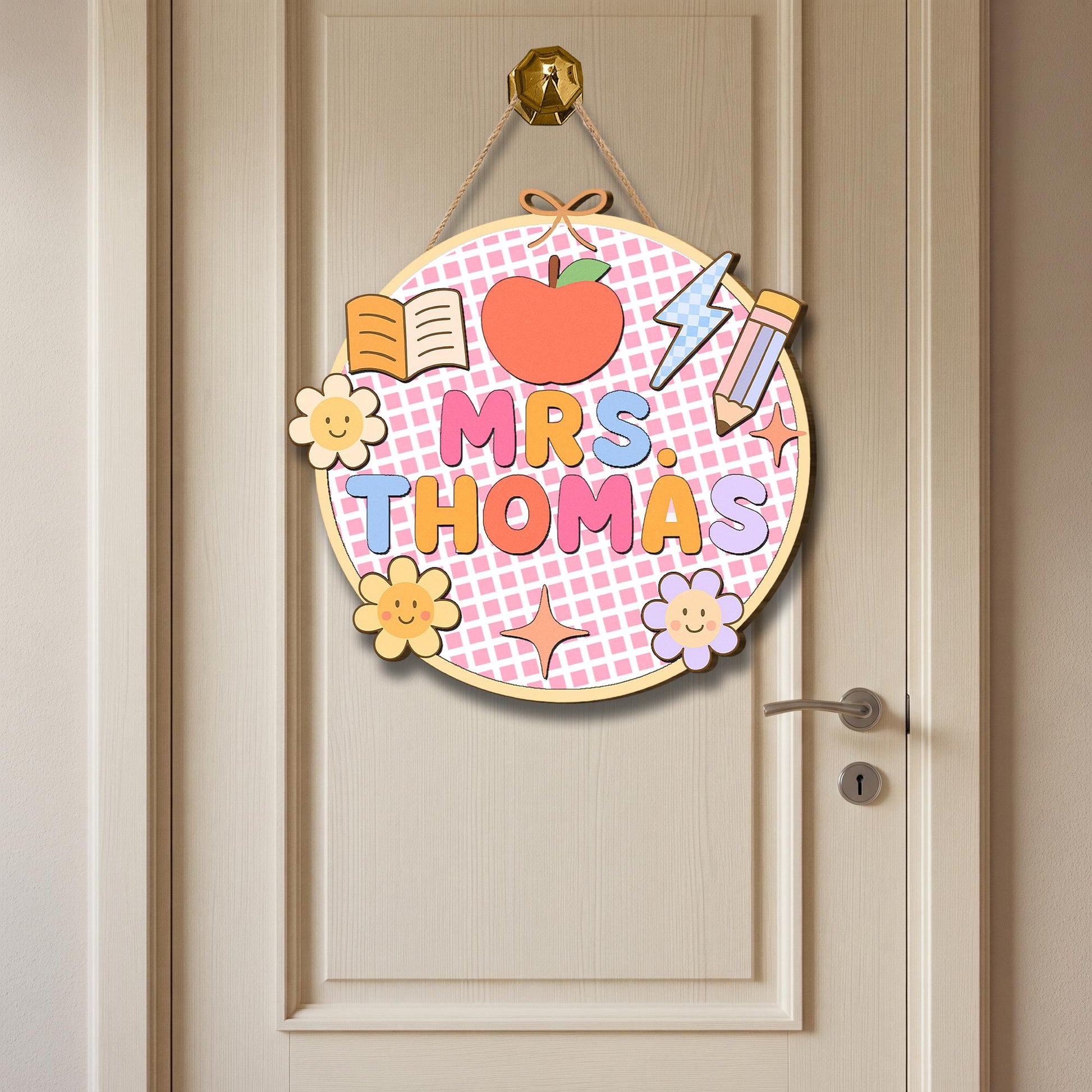 Personalized Teacher Door Sign, Cute Round Classroom Decor with Flowers, Apple, Pencil, Back to School Gift, Teacher Door Sign, School Decor